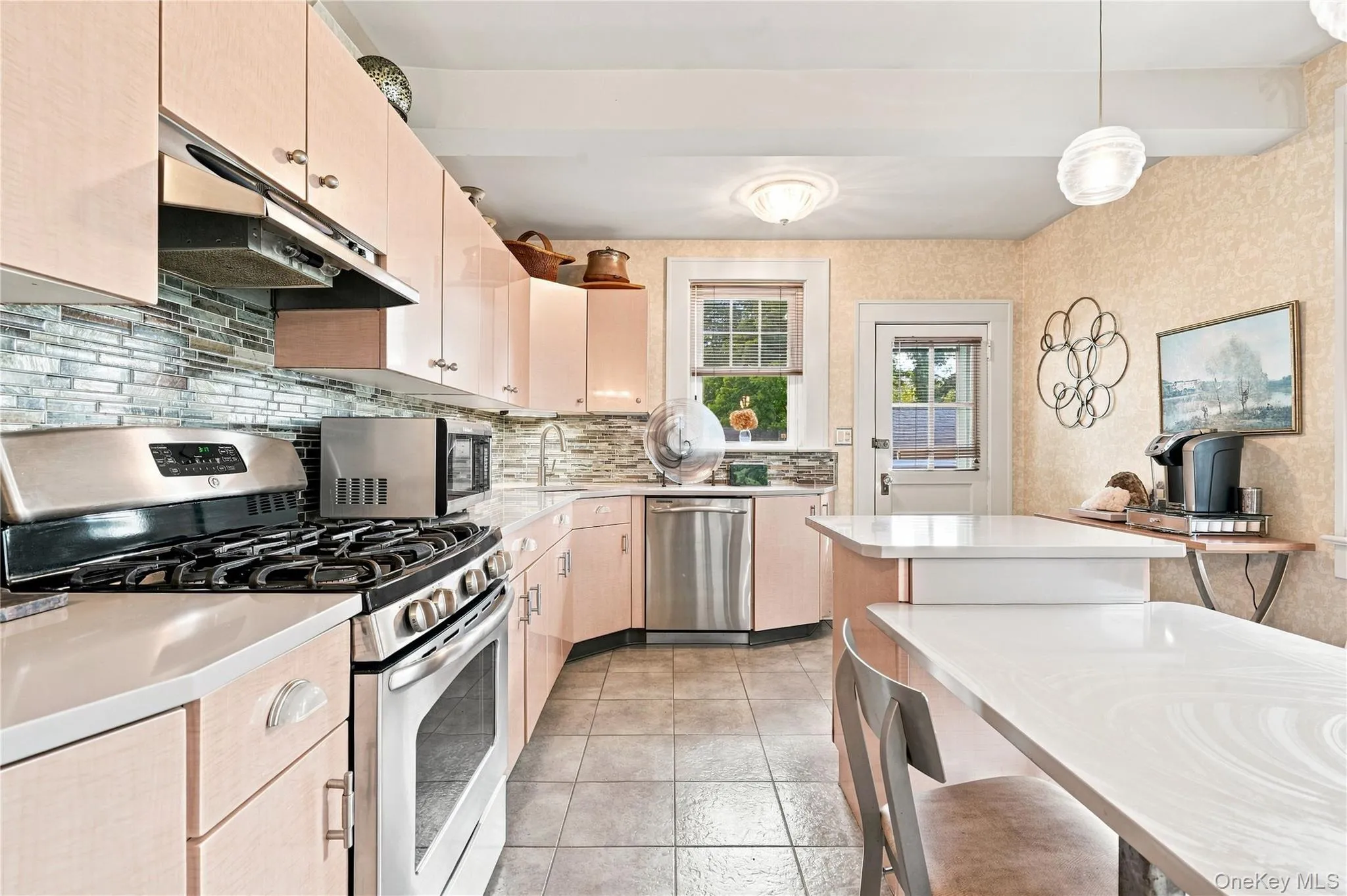 60 Cormack Court, Babylon, NY, 3 Bedrooms Bedrooms, 6 Rooms Rooms,1 BathroomBathrooms,Residential,For Rent,Cormack,0,1047853 60 Cormack Court, Babylon, NY, 3 Bedrooms Bedrooms, 6 Rooms Rooms,1 BathroomBathrooms,Residential,For Rent,Cormack,0,1047853