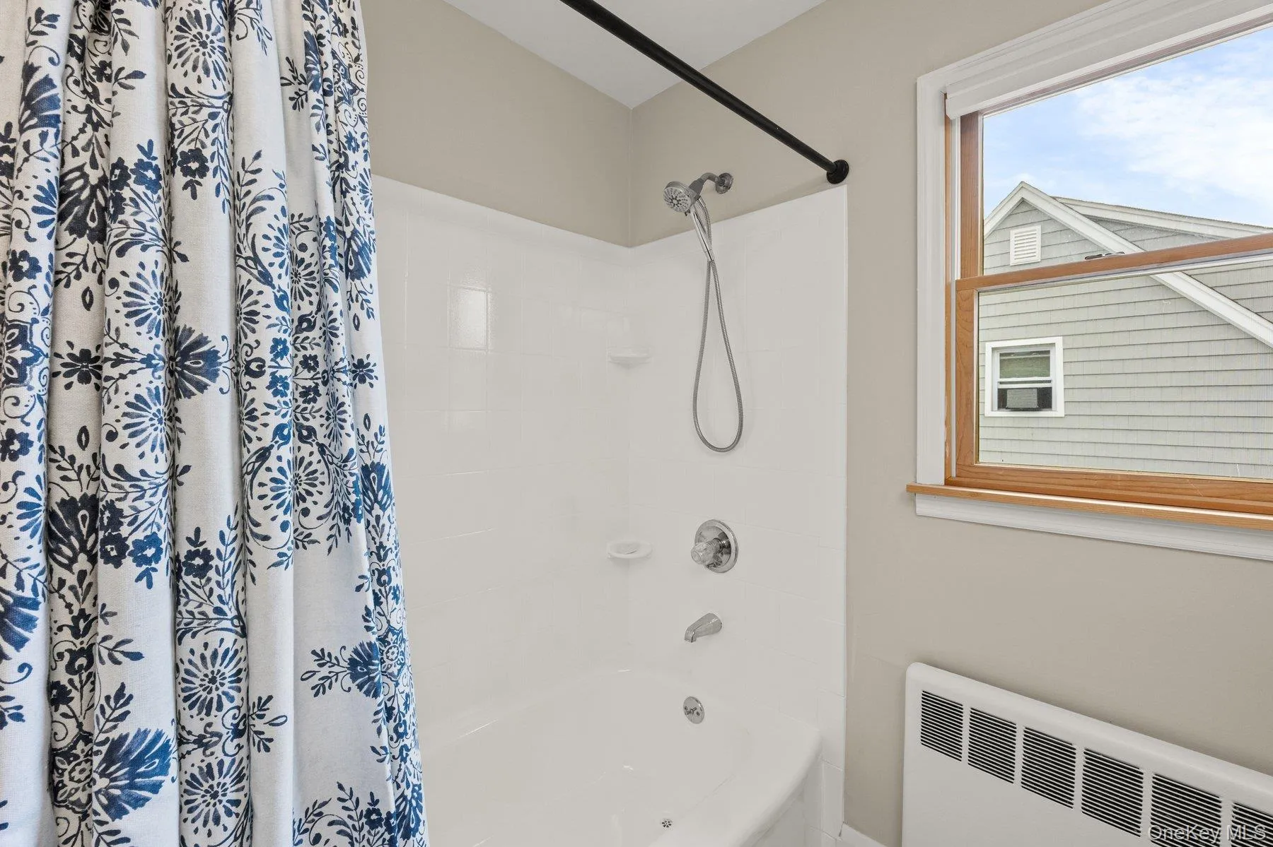 3835 Niami Street, Hempstead, NY, 3 Bedrooms Bedrooms, 12 Rooms Rooms,3 BathroomsBathrooms,Residential,For Rent,Niami,0,1047858 3835 Niami Street, Hempstead, NY, 3 Bedrooms Bedrooms, 12 Rooms Rooms,3 BathroomsBathrooms,Residential,For Rent,Niami,0,1047858