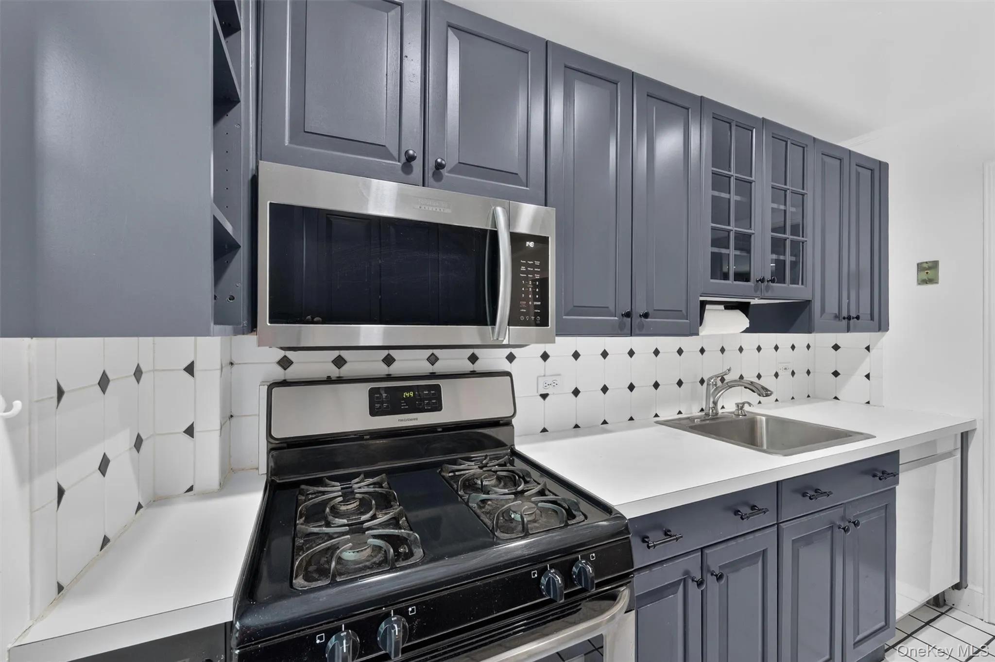 6 Manchester Road, Eastchester, NY, 2 Bedrooms Bedrooms, 5 Rooms Rooms,1 BathroomBathrooms,Residential,For Rent,Manchester,0,1047859 6 Manchester Road, Eastchester, NY, 2 Bedrooms Bedrooms, 5 Rooms Rooms,1 BathroomBathrooms,Residential,For Rent,Manchester,0,1047859