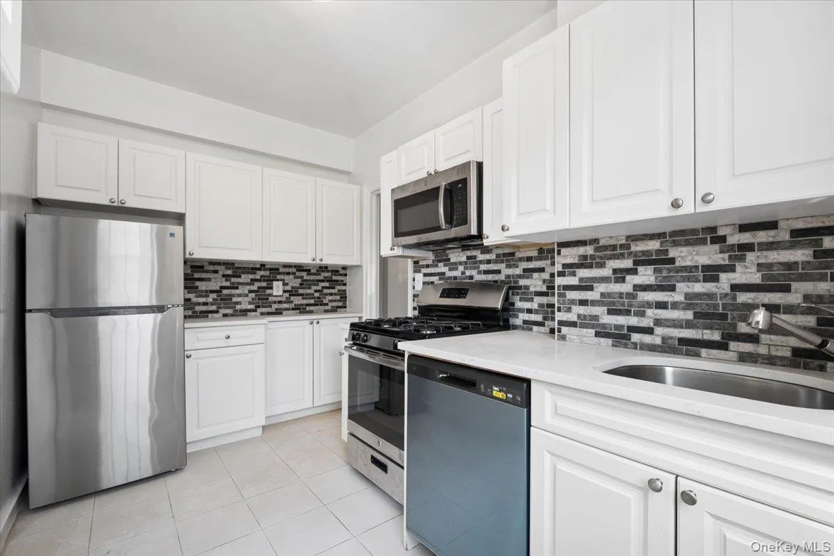 45 Popham Road, Scarsdale, NY, 2 Bedrooms Bedrooms, 4 Rooms Rooms,2 BathroomsBathrooms,Residential Lease,For Rent,Popham,0,1047862 45 Popham Road, Scarsdale, NY, 2 Bedrooms Bedrooms, 4 Rooms Rooms,2 BathroomsBathrooms,Residential Lease,For Rent,Popham,0,1047862