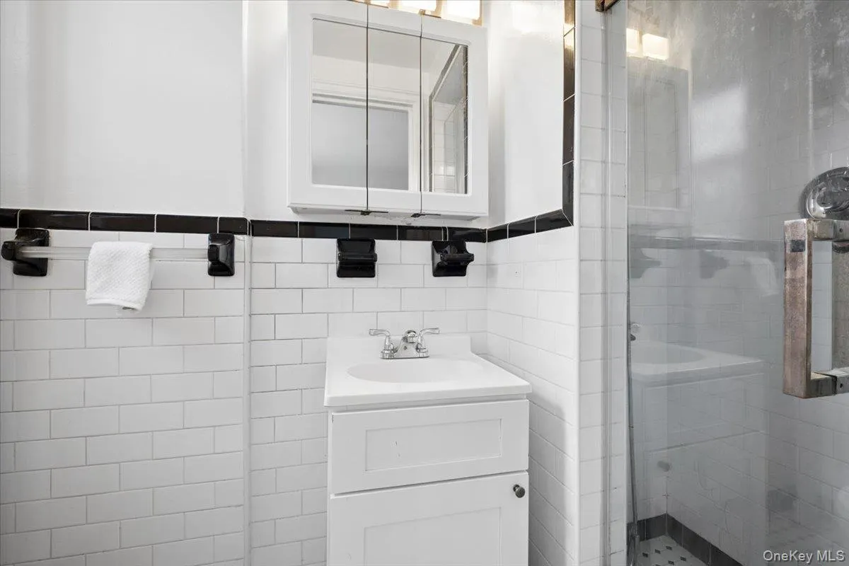 45 Popham Road, Scarsdale, NY, 2 Bedrooms Bedrooms, 4 Rooms Rooms,2 BathroomsBathrooms,Residential Lease,For Rent,Popham,0,1047862 45 Popham Road, Scarsdale, NY, 2 Bedrooms Bedrooms, 4 Rooms Rooms,2 BathroomsBathrooms,Residential Lease,For Rent,Popham,0,1047862
