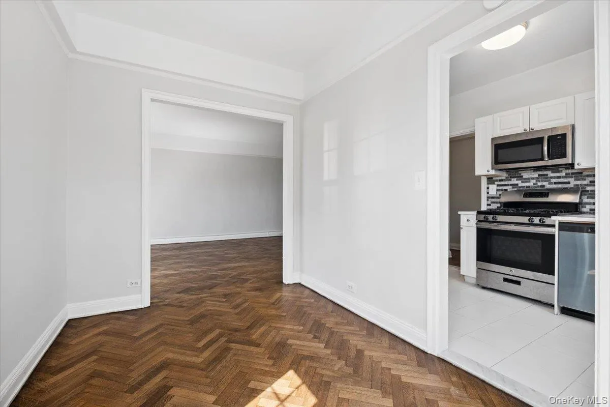 45 Popham Road, Scarsdale, NY, 2 Bedrooms Bedrooms, 4 Rooms Rooms,2 BathroomsBathrooms,Residential Lease,For Rent,Popham,0,1047862 45 Popham Road, Scarsdale, NY, 2 Bedrooms Bedrooms, 4 Rooms Rooms,2 BathroomsBathrooms,Residential Lease,For Rent,Popham,0,1047862
