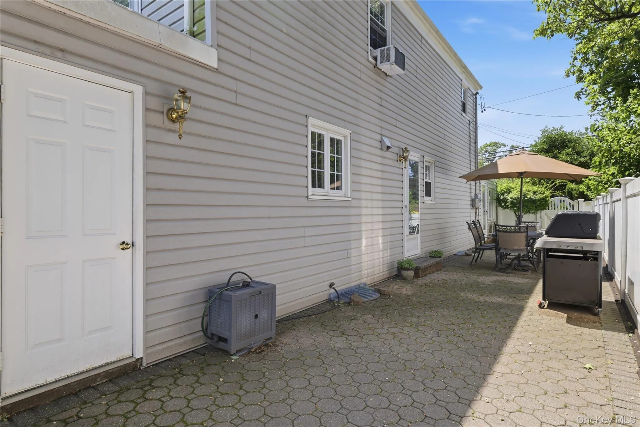 1 Beech Court, Hempstead, NY, 3 Bedrooms Bedrooms, 7 Rooms Rooms,1 BathroomBathrooms,Residential,For Rent,Beech,0,1047866 1 Beech Court, Hempstead, NY, 3 Bedrooms Bedrooms, 7 Rooms Rooms,1 BathroomBathrooms,Residential,For Rent,Beech,0,1047866