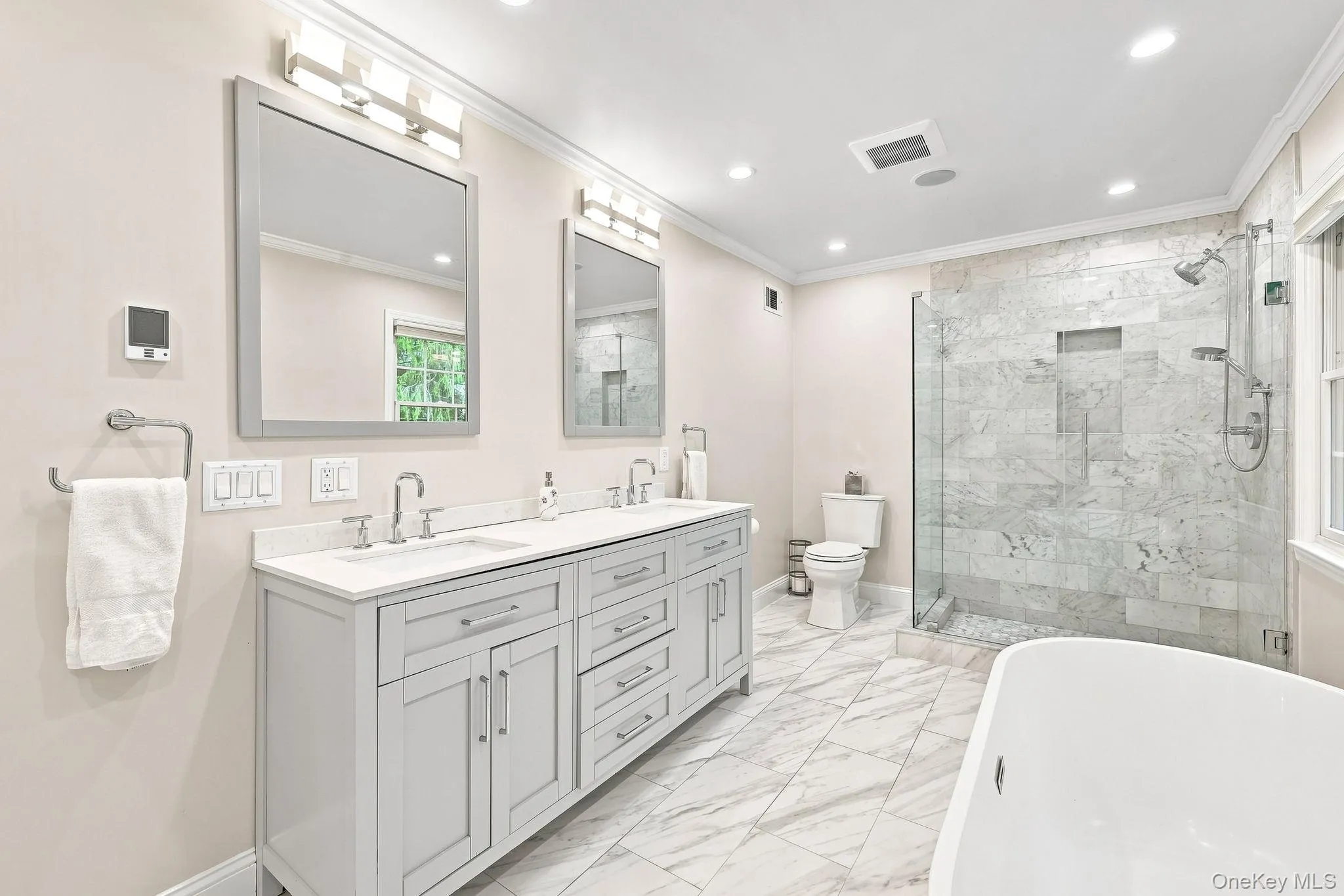 Dual Vanity Dual Vanity