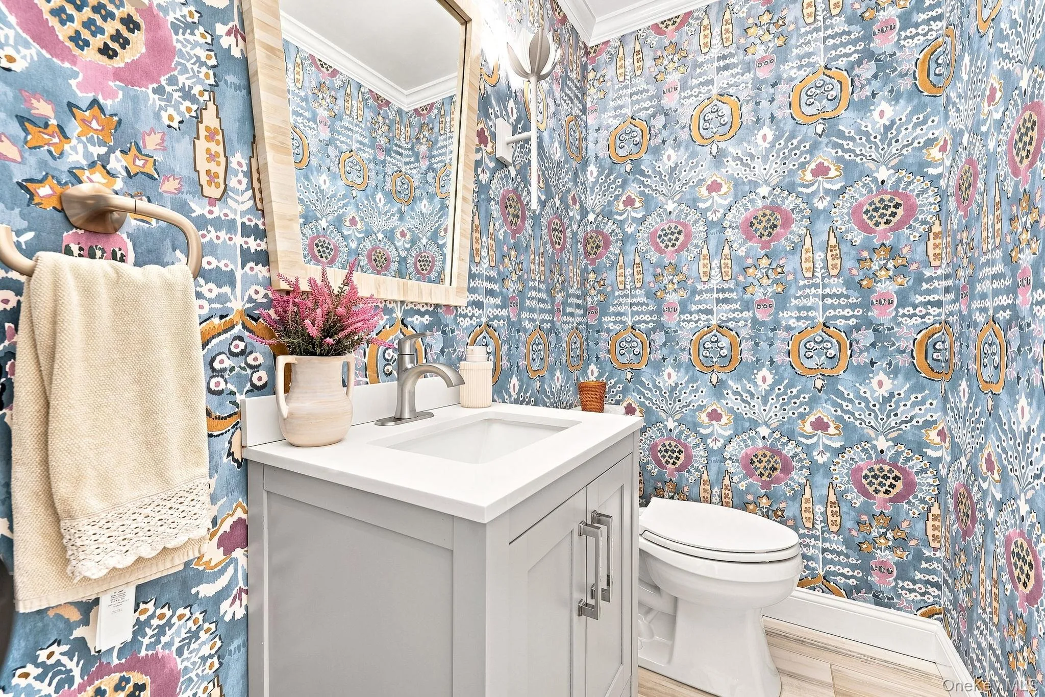 Powder Room Powder Room