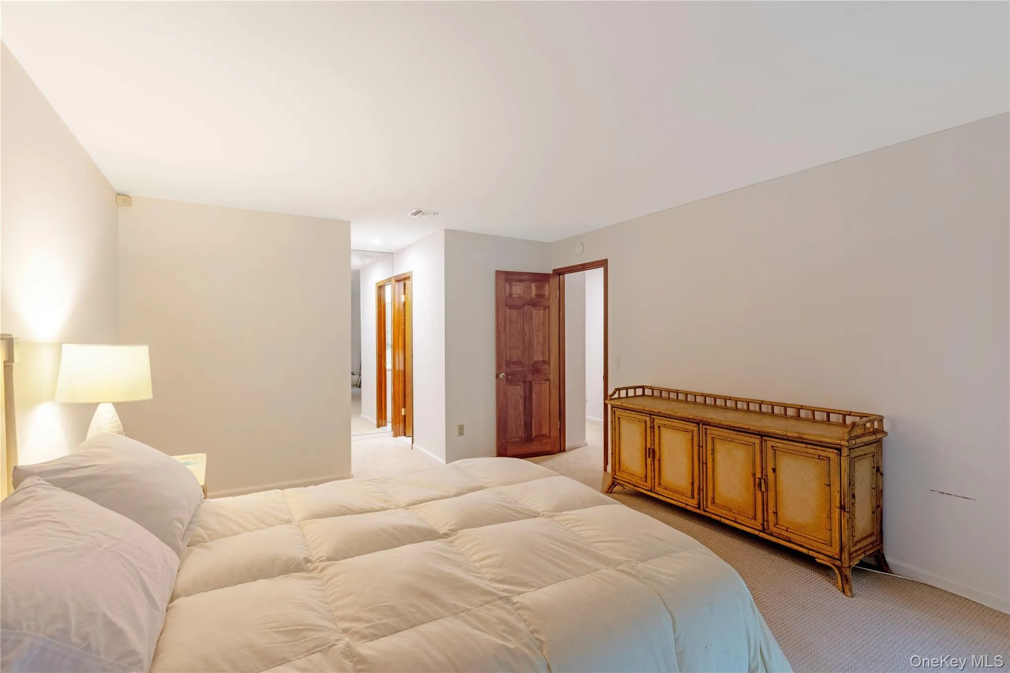 16 North Road, Huntington, NY, 3 Bedrooms Bedrooms, 8 Rooms Rooms,2 BathroomsBathrooms,Residential,For Rent,North,0,1047869 16 North Road, Huntington, NY, 3 Bedrooms Bedrooms, 8 Rooms Rooms,2 BathroomsBathrooms,Residential,For Rent,North,0,1047869