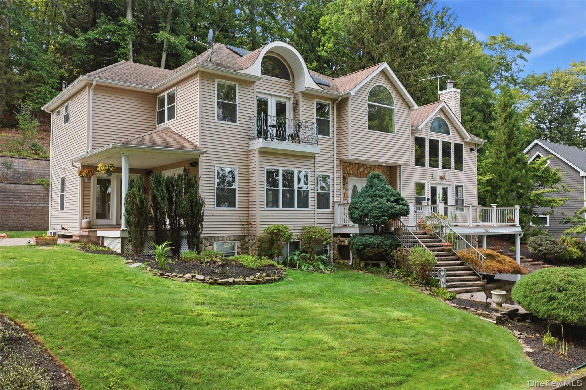 23 Beach Plum Drive, Huntington, NY, 4 Bedrooms Bedrooms, 11 Rooms Rooms,3 BathroomsBathrooms,Residential,For Rent,Beach Plum,0,1047872 23 Beach Plum Drive, Huntington, NY, 4 Bedrooms Bedrooms, 11 Rooms Rooms,3 BathroomsBathrooms,Residential,For Rent,Beach Plum,0,1047872