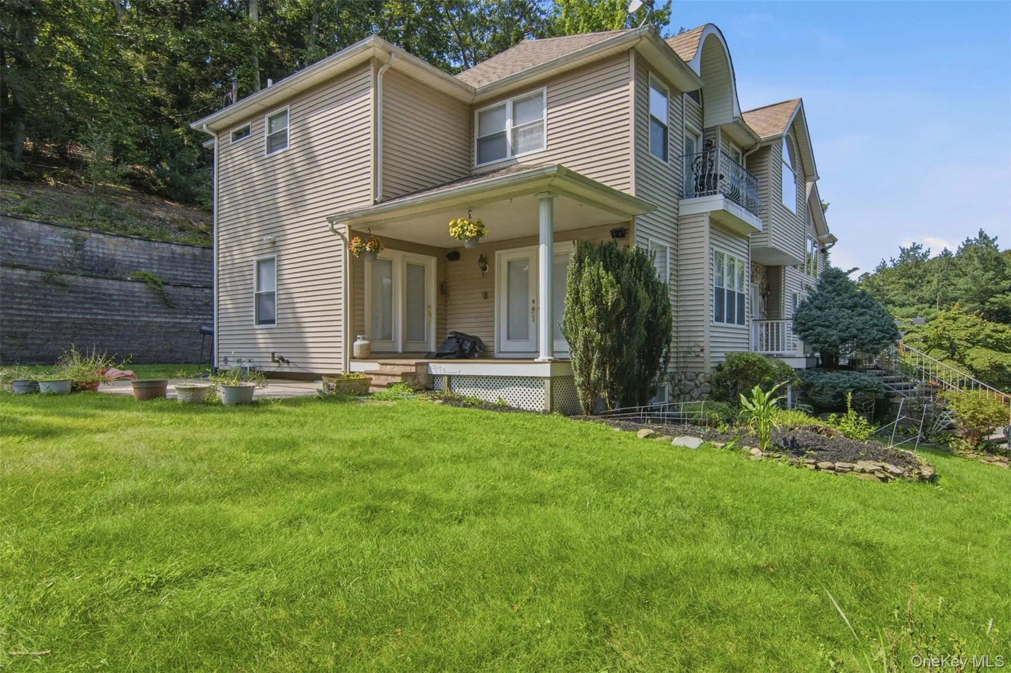 23 Beach Plum Drive, Huntington, NY, 4 Bedrooms Bedrooms, 11 Rooms Rooms,3 BathroomsBathrooms,Residential,For Rent,Beach Plum,0,1047872 23 Beach Plum Drive, Huntington, NY, 4 Bedrooms Bedrooms, 11 Rooms Rooms,3 BathroomsBathrooms,Residential,For Rent,Beach Plum,0,1047872