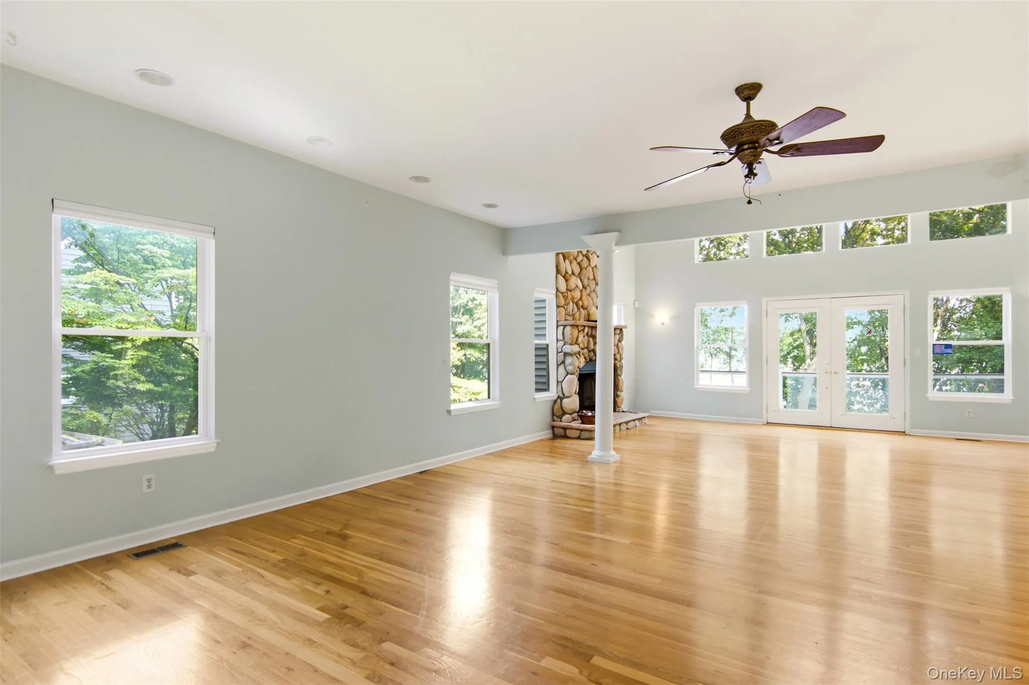 23 Beach Plum Drive, Huntington, NY, 4 Bedrooms Bedrooms, 11 Rooms Rooms,3 BathroomsBathrooms,Residential,For Rent,Beach Plum,0,1047872 23 Beach Plum Drive, Huntington, NY, 4 Bedrooms Bedrooms, 11 Rooms Rooms,3 BathroomsBathrooms,Residential,For Rent,Beach Plum,0,1047872