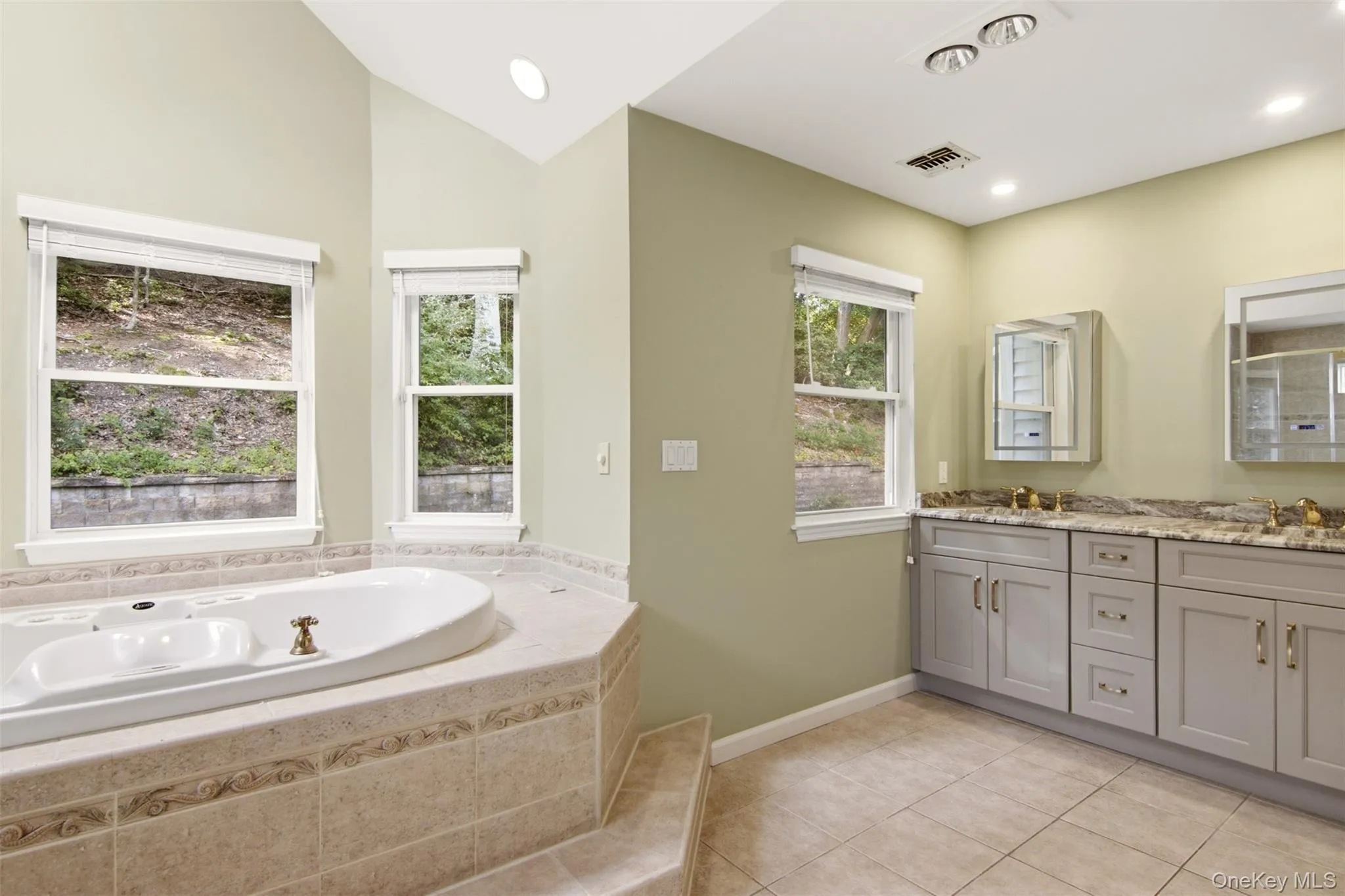 23 Beach Plum Drive, Huntington, NY, 4 Bedrooms Bedrooms, 11 Rooms Rooms,3 BathroomsBathrooms,Residential,For Rent,Beach Plum,0,1047872 23 Beach Plum Drive, Huntington, NY, 4 Bedrooms Bedrooms, 11 Rooms Rooms,3 BathroomsBathrooms,Residential,For Rent,Beach Plum,0,1047872