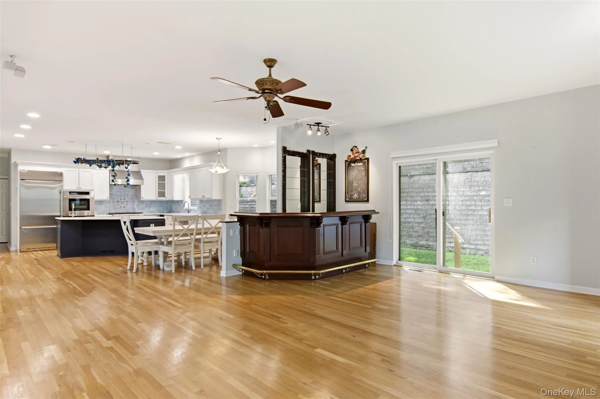 23 Beach Plum Drive, Huntington, NY, 4 Bedrooms Bedrooms, 11 Rooms Rooms,3 BathroomsBathrooms,Residential,For Rent,Beach Plum,0,1047872 23 Beach Plum Drive, Huntington, NY, 4 Bedrooms Bedrooms, 11 Rooms Rooms,3 BathroomsBathrooms,Residential,For Rent,Beach Plum,0,1047872
