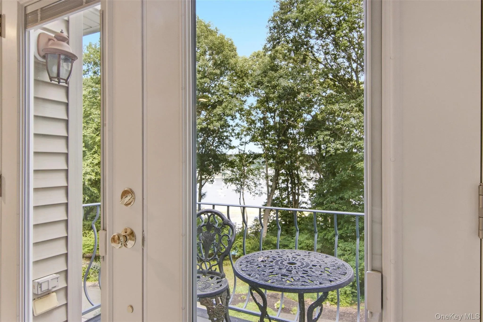 23 Beach Plum Drive, Huntington, NY, 4 Bedrooms Bedrooms, 11 Rooms Rooms,3 BathroomsBathrooms,Residential,For Rent,Beach Plum,0,1047872 23 Beach Plum Drive, Huntington, NY, 4 Bedrooms Bedrooms, 11 Rooms Rooms,3 BathroomsBathrooms,Residential,For Rent,Beach Plum,0,1047872