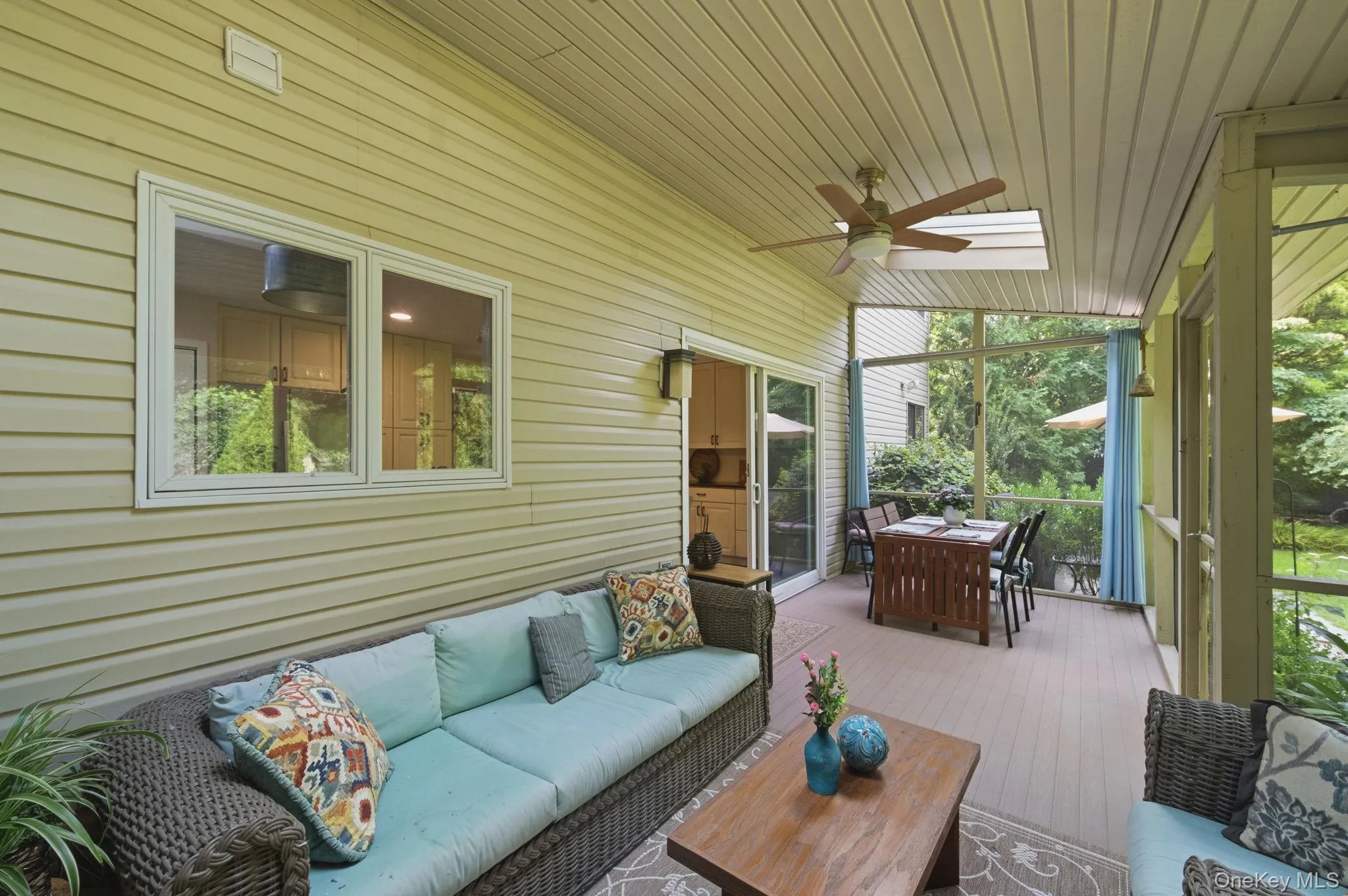 5 Highridge Drive, Huntington, NY, 3 Bedrooms Bedrooms, 8 Rooms Rooms,2 BathroomsBathrooms,Residential,For Rent,Highridge,0,1047883 5 Highridge Drive, Huntington, NY, 3 Bedrooms Bedrooms, 8 Rooms Rooms,2 BathroomsBathrooms,Residential,For Rent,Highridge,0,1047883
