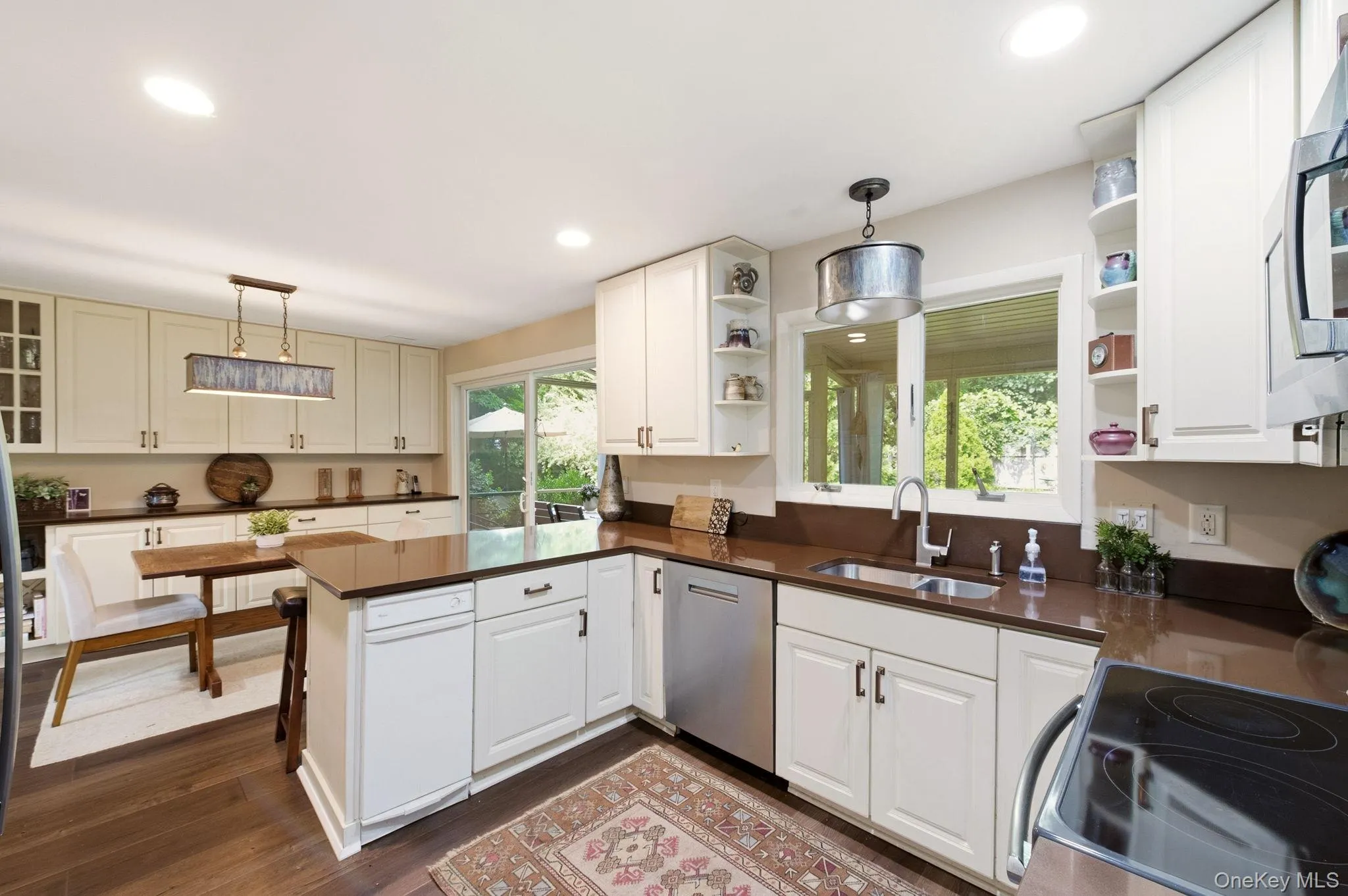 5 Highridge Drive, Huntington, NY, 3 Bedrooms Bedrooms, 8 Rooms Rooms,2 BathroomsBathrooms,Residential,For Rent,Highridge,0,1047883 5 Highridge Drive, Huntington, NY, 3 Bedrooms Bedrooms, 8 Rooms Rooms,2 BathroomsBathrooms,Residential,For Rent,Highridge,0,1047883