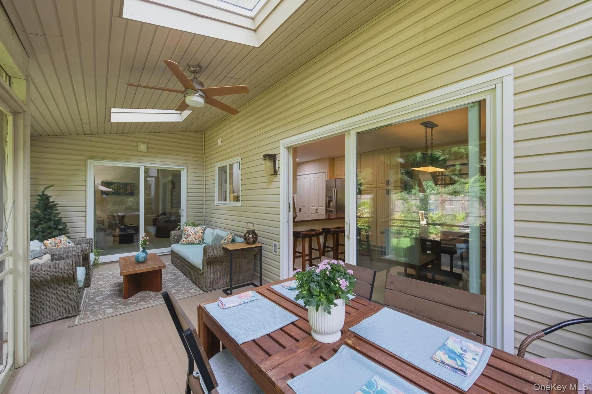 5 Highridge Drive, Huntington, NY, 3 Bedrooms Bedrooms, 8 Rooms Rooms,2 BathroomsBathrooms,Residential,For Rent,Highridge,0,1047883 5 Highridge Drive, Huntington, NY, 3 Bedrooms Bedrooms, 8 Rooms Rooms,2 BathroomsBathrooms,Residential,For Rent,Highridge,0,1047883
