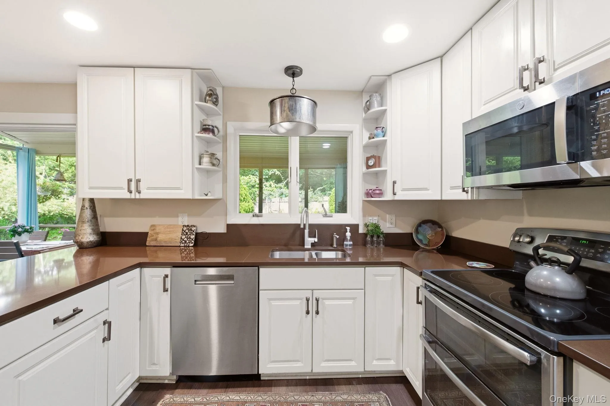 5 Highridge Drive, Huntington, NY, 3 Bedrooms Bedrooms, 8 Rooms Rooms,2 BathroomsBathrooms,Residential,For Rent,Highridge,0,1047883 5 Highridge Drive, Huntington, NY, 3 Bedrooms Bedrooms, 8 Rooms Rooms,2 BathroomsBathrooms,Residential,For Rent,Highridge,0,1047883
