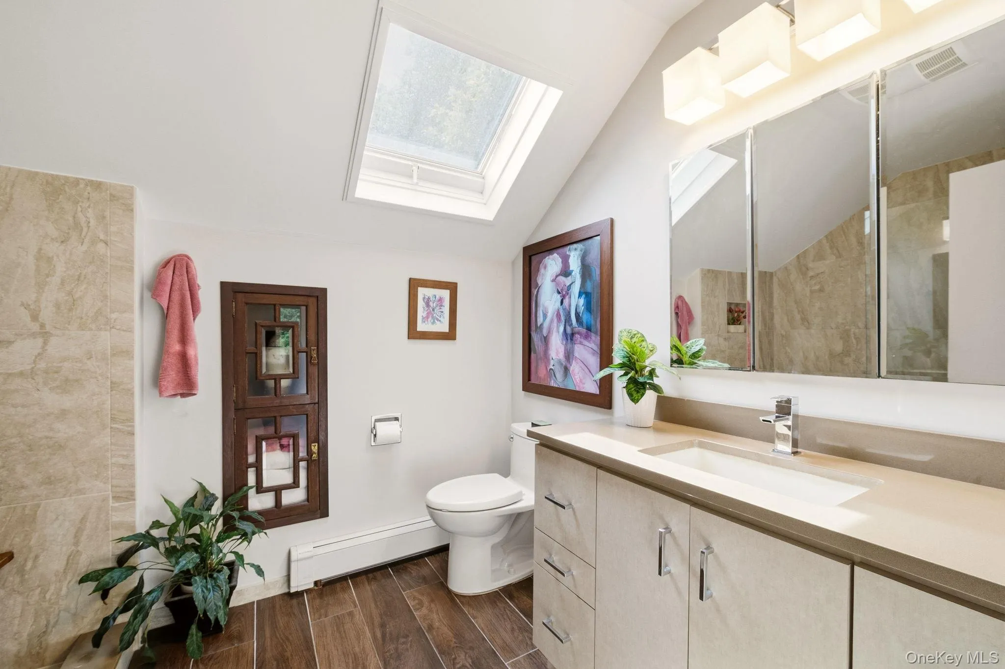 5 Highridge Drive, Huntington, NY, 3 Bedrooms Bedrooms, 8 Rooms Rooms,2 BathroomsBathrooms,Residential,For Rent,Highridge,0,1047883 5 Highridge Drive, Huntington, NY, 3 Bedrooms Bedrooms, 8 Rooms Rooms,2 BathroomsBathrooms,Residential,For Rent,Highridge,0,1047883