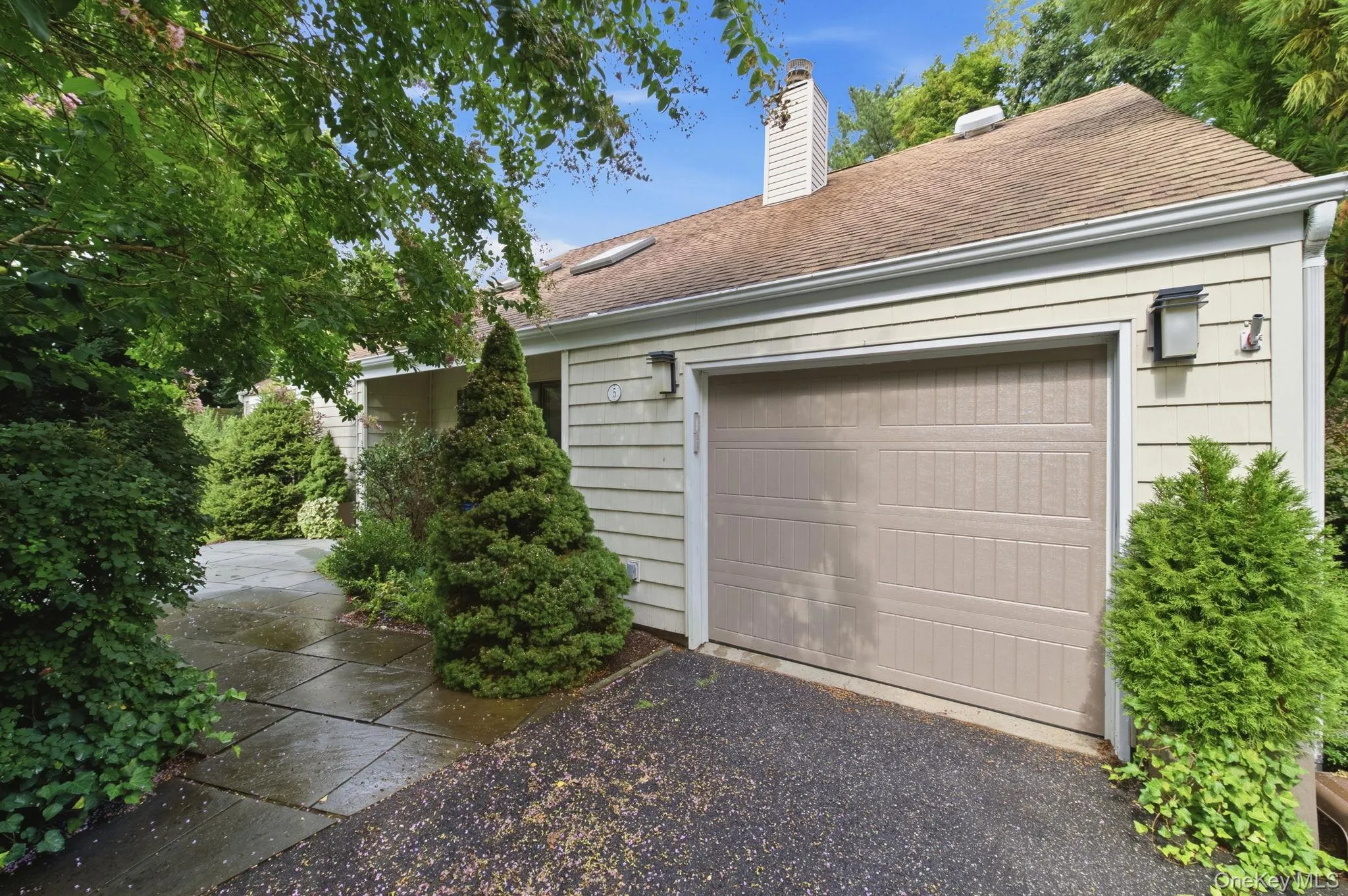 5 Highridge Drive, Huntington, NY, 3 Bedrooms Bedrooms, 8 Rooms Rooms,2 BathroomsBathrooms,Residential,For Rent,Highridge,0,1047883 5 Highridge Drive, Huntington, NY, 3 Bedrooms Bedrooms, 8 Rooms Rooms,2 BathroomsBathrooms,Residential,For Rent,Highridge,0,1047883