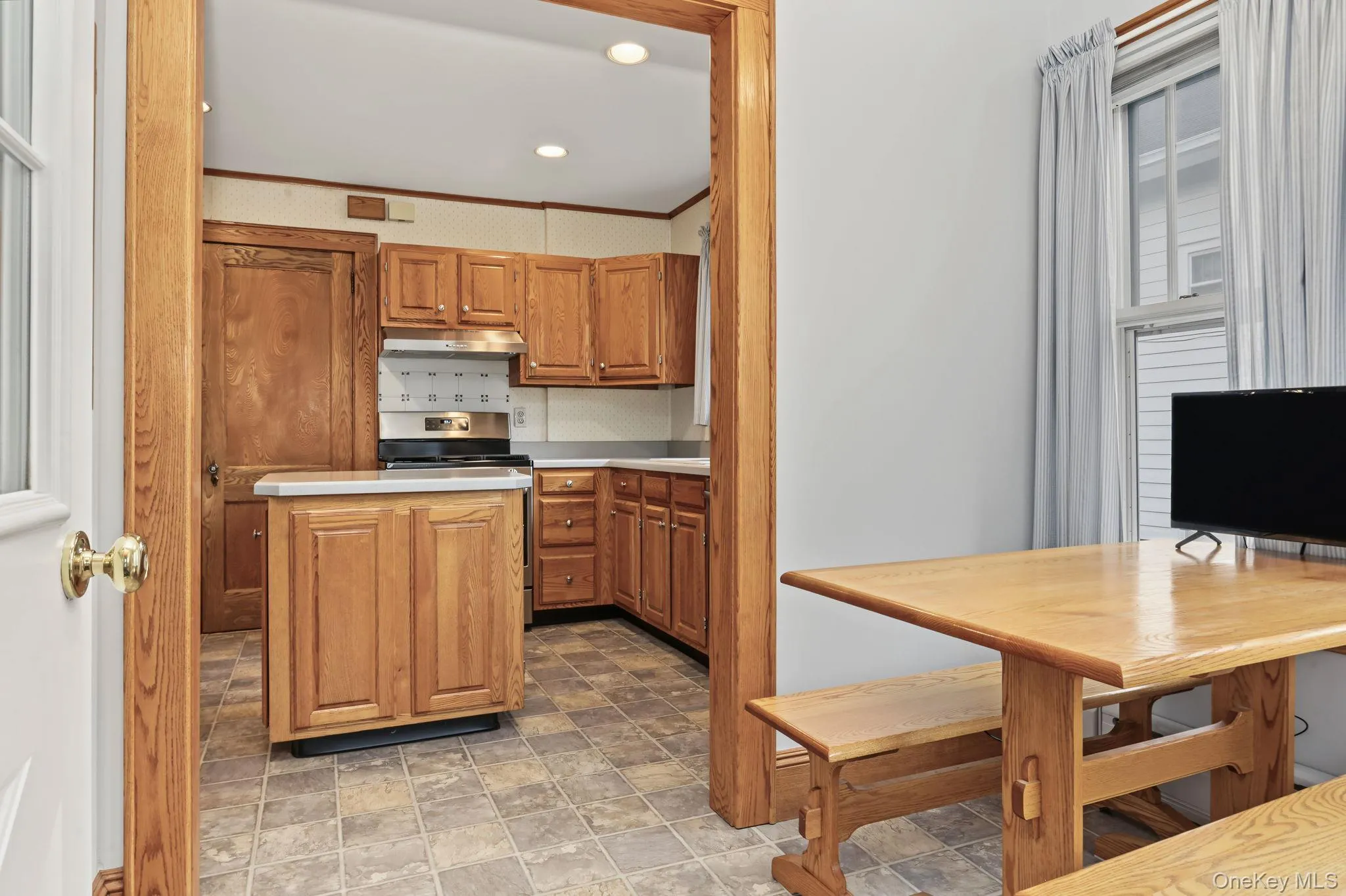 1118 Hudson Avenue, Peekskill, NY, 3 Bedrooms Bedrooms, 10 Rooms Rooms,1 BathroomBathrooms,Residential,For Rent,Hudson,0,1047884 1118 Hudson Avenue, Peekskill, NY, 3 Bedrooms Bedrooms, 10 Rooms Rooms,1 BathroomBathrooms,Residential,For Rent,Hudson,0,1047884