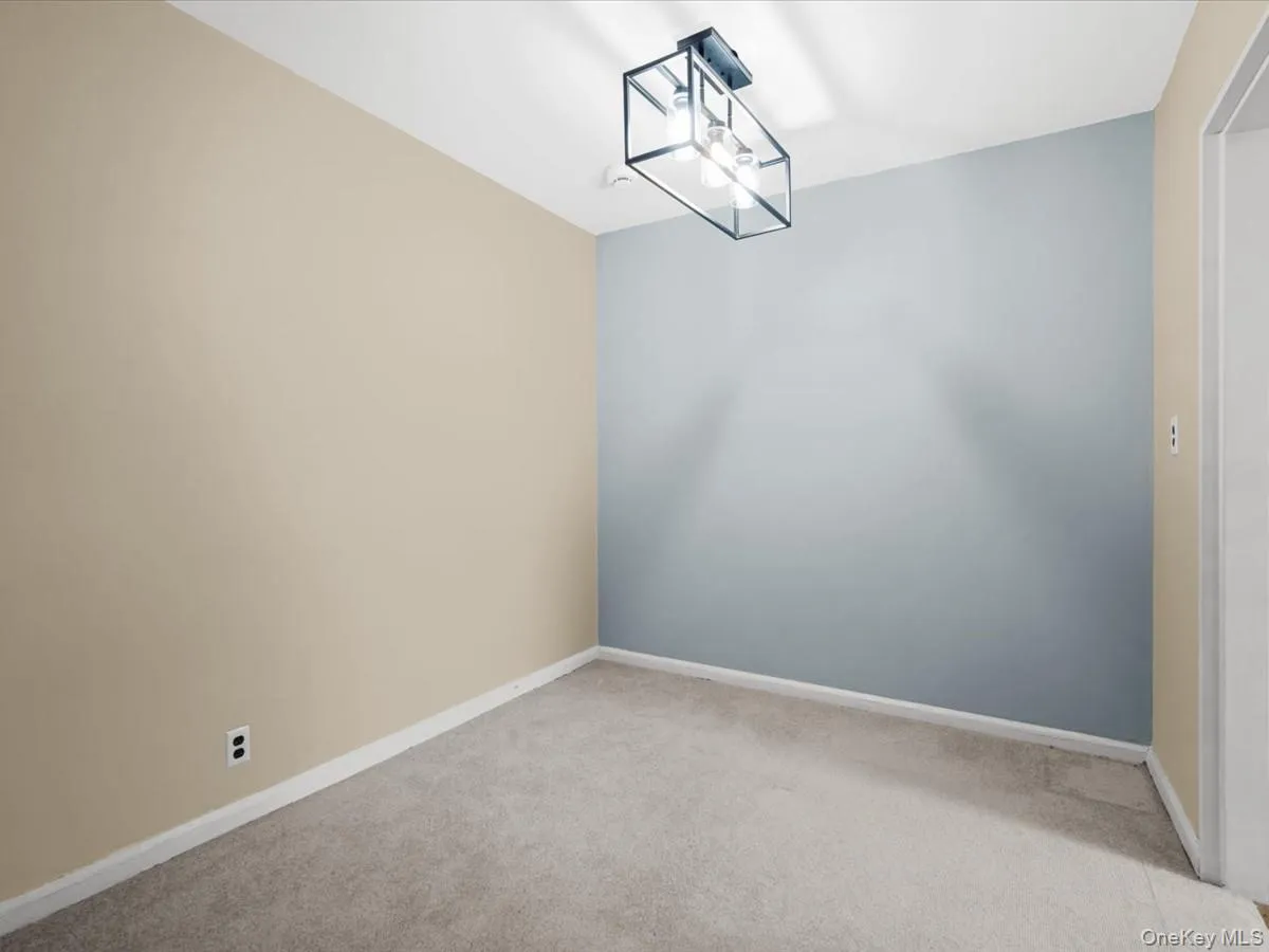 204-12 35th Avenue, New York, NY, 1 Bedroom Bedrooms, 4 Rooms Rooms,1 BathroomBathrooms,Residential,For Rent,35th,0,1047885 204-12 35th Avenue, New York, NY, 1 Bedroom Bedrooms, 4 Rooms Rooms,1 BathroomBathrooms,Residential,For Rent,35th,0,1047885