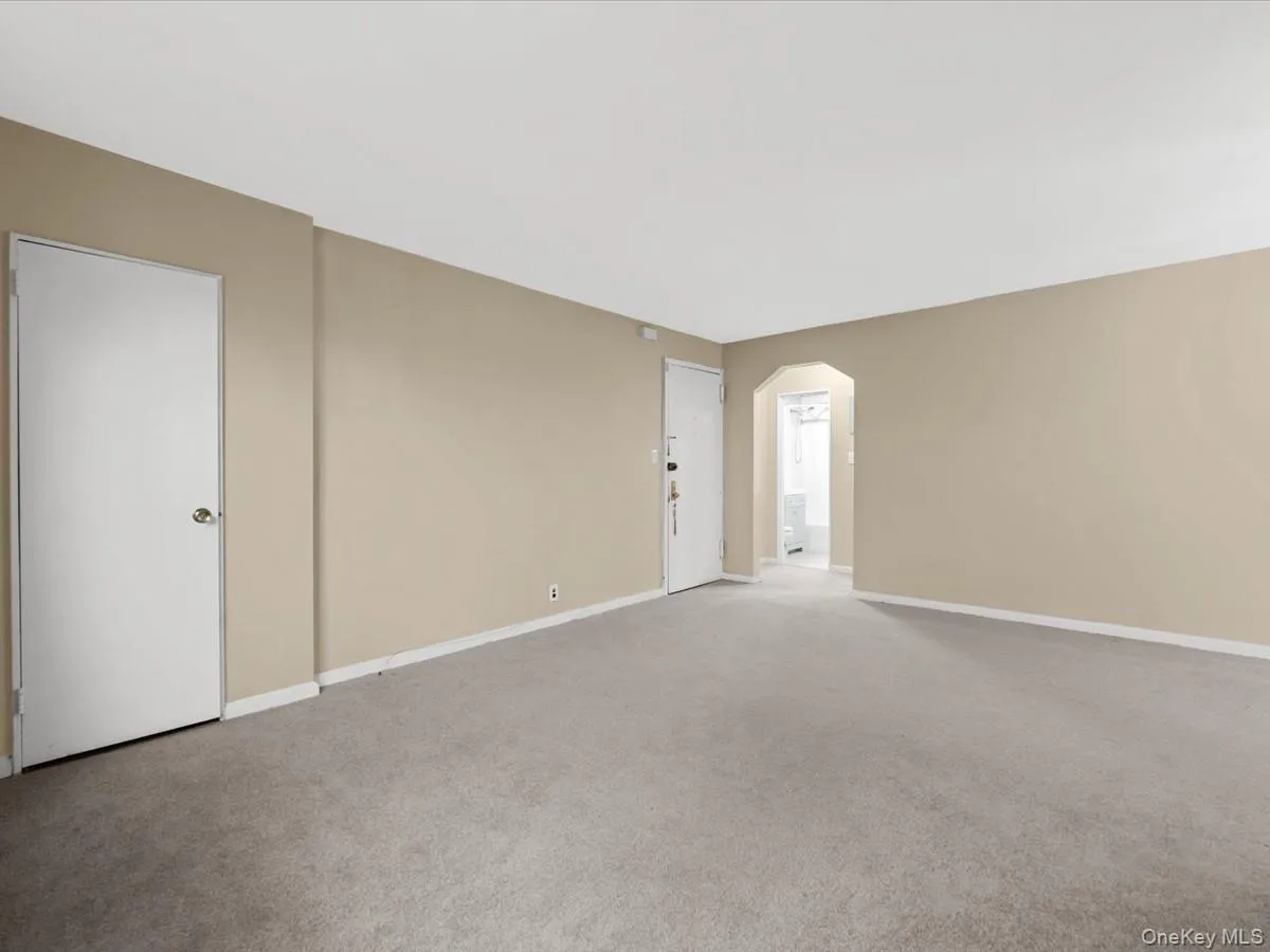204-12 35th Avenue, New York, NY, 1 Bedroom Bedrooms, 4 Rooms Rooms,1 BathroomBathrooms,Residential,For Rent,35th,0,1047885 204-12 35th Avenue, New York, NY, 1 Bedroom Bedrooms, 4 Rooms Rooms,1 BathroomBathrooms,Residential,For Rent,35th,0,1047885