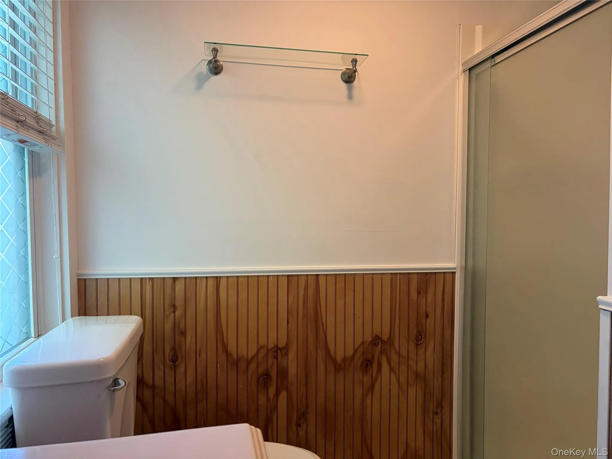 549 Main Road, Riverhead, NY, 2 Bedrooms Bedrooms, 7 Rooms Rooms,1 BathroomBathrooms,Residential Lease,For Rent,Main,0,1047889 549 Main Road, Riverhead, NY, 2 Bedrooms Bedrooms, 7 Rooms Rooms,1 BathroomBathrooms,Residential Lease,For Rent,Main,0,1047889