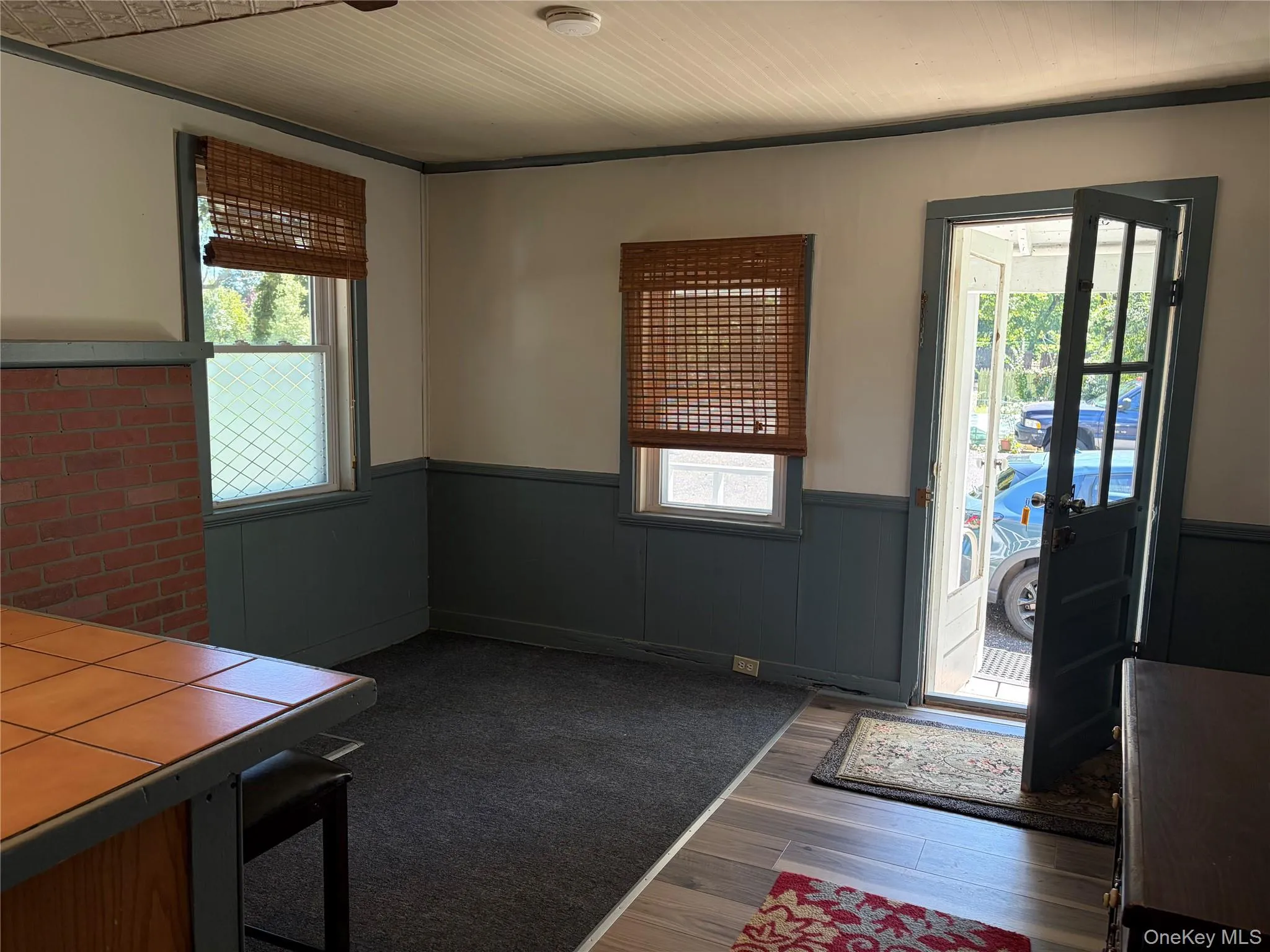 549 Main Road, Riverhead, NY, 2 Bedrooms Bedrooms, 7 Rooms Rooms,1 BathroomBathrooms,Residential Lease,For Rent,Main,0,1047889 549 Main Road, Riverhead, NY, 2 Bedrooms Bedrooms, 7 Rooms Rooms,1 BathroomBathrooms,Residential Lease,For Rent,Main,0,1047889