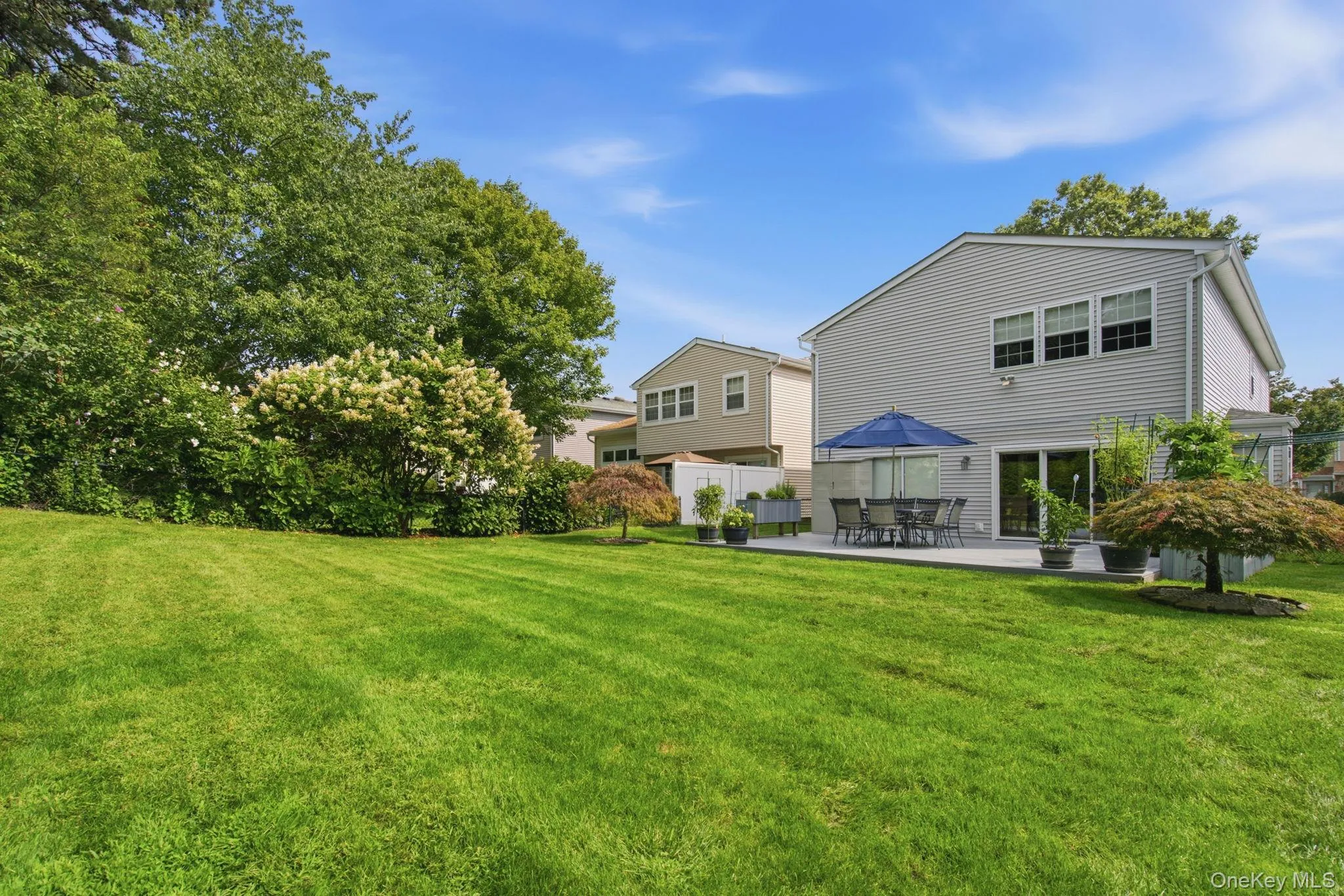 28 Colony Drive, Islip, NY, 3 Bedrooms Bedrooms, 7 Rooms Rooms,2 BathroomsBathrooms,Residential,For Rent,Colony,0,1047891 28 Colony Drive, Islip, NY, 3 Bedrooms Bedrooms, 7 Rooms Rooms,2 BathroomsBathrooms,Residential,For Rent,Colony,0,1047891