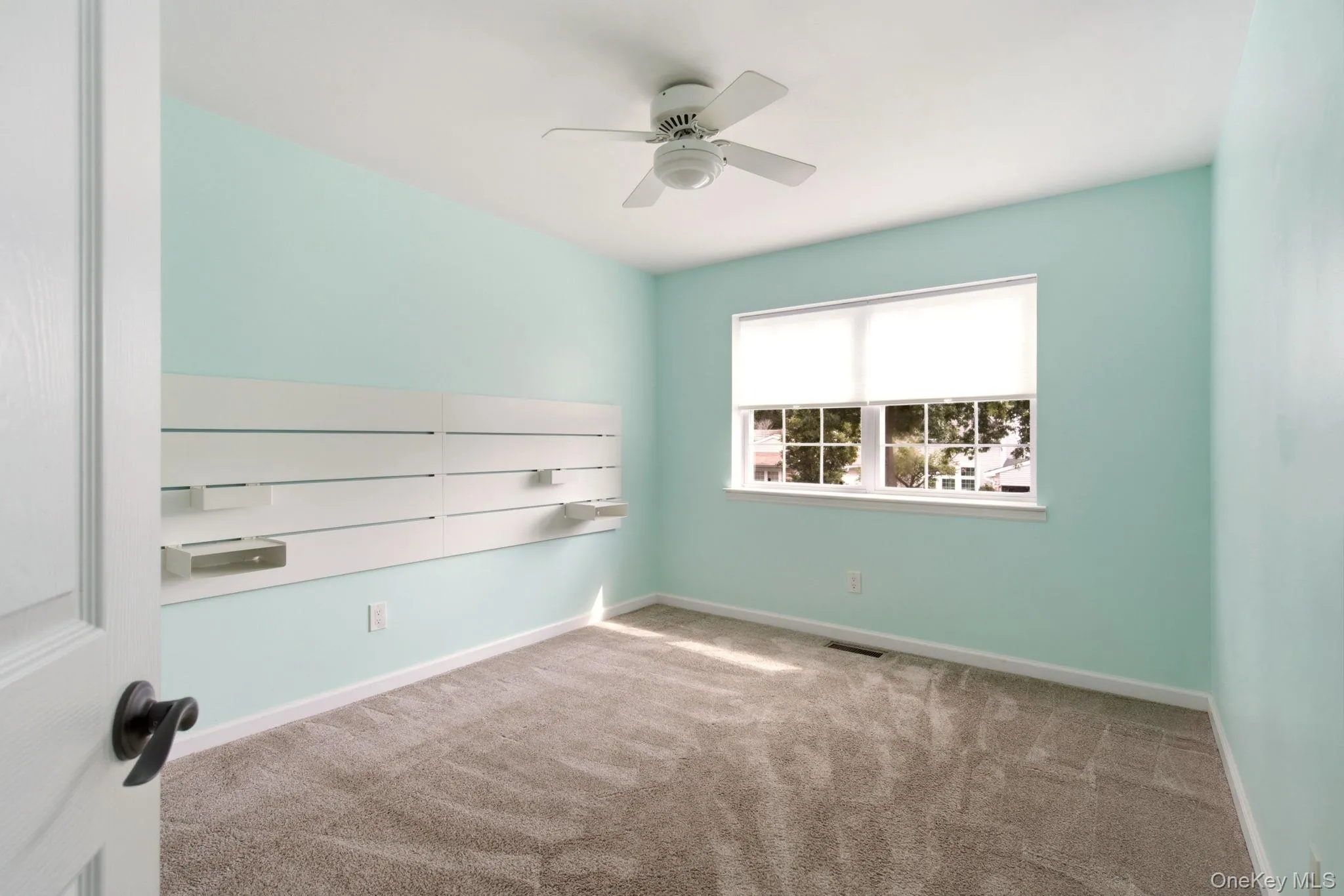28 Colony Drive, Islip, NY, 3 Bedrooms Bedrooms, 7 Rooms Rooms,2 BathroomsBathrooms,Residential,For Rent,Colony,0,1047891 28 Colony Drive, Islip, NY, 3 Bedrooms Bedrooms, 7 Rooms Rooms,2 BathroomsBathrooms,Residential,For Rent,Colony,0,1047891