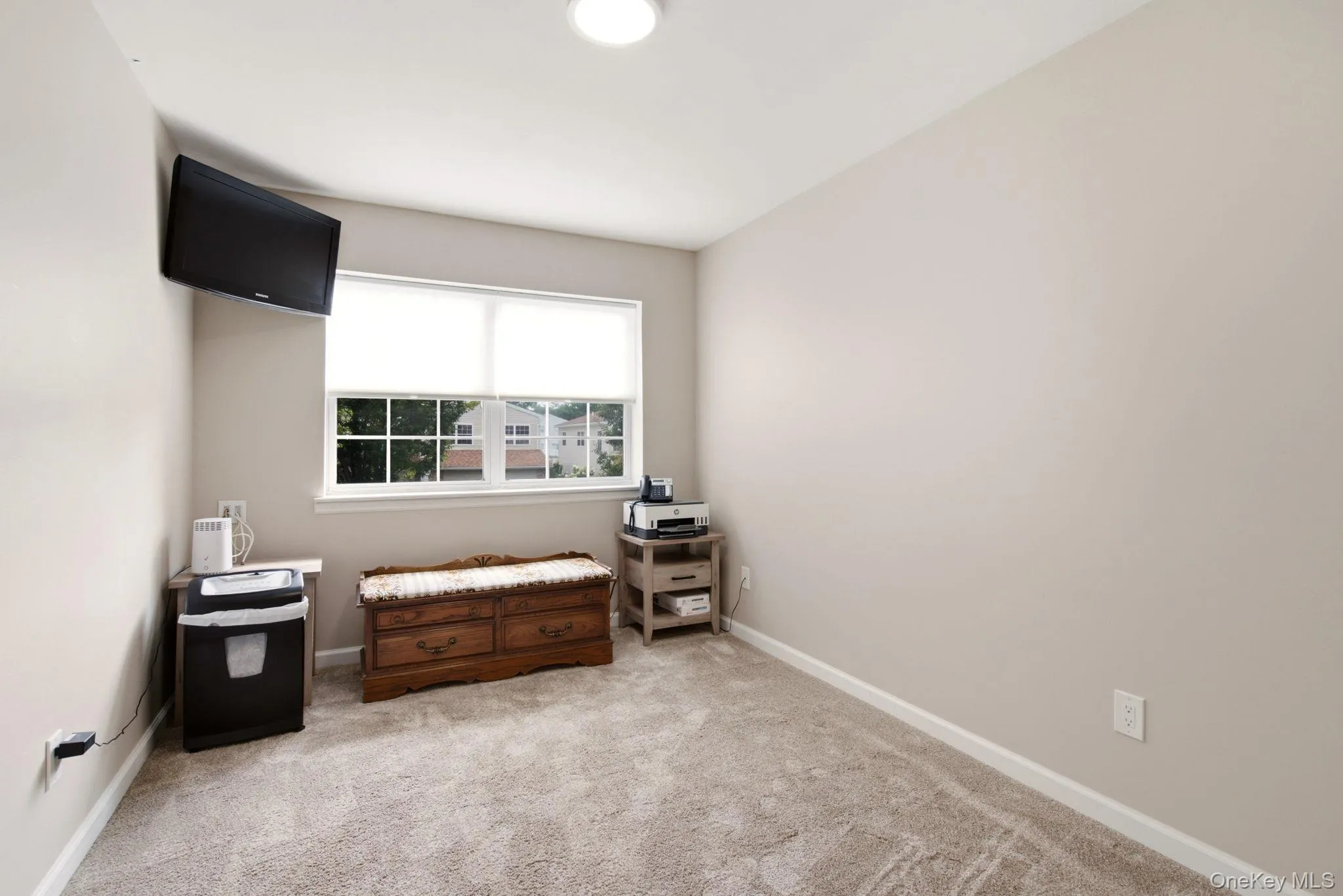 28 Colony Drive, Islip, NY, 3 Bedrooms Bedrooms, 7 Rooms Rooms,2 BathroomsBathrooms,Residential,For Rent,Colony,0,1047891 28 Colony Drive, Islip, NY, 3 Bedrooms Bedrooms, 7 Rooms Rooms,2 BathroomsBathrooms,Residential,For Rent,Colony,0,1047891