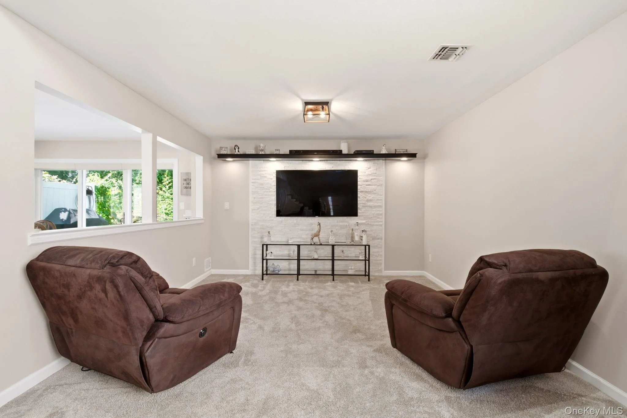 28 Colony Drive, Islip, NY, 3 Bedrooms Bedrooms, 7 Rooms Rooms,2 BathroomsBathrooms,Residential,For Rent,Colony,0,1047891 28 Colony Drive, Islip, NY, 3 Bedrooms Bedrooms, 7 Rooms Rooms,2 BathroomsBathrooms,Residential,For Rent,Colony,0,1047891