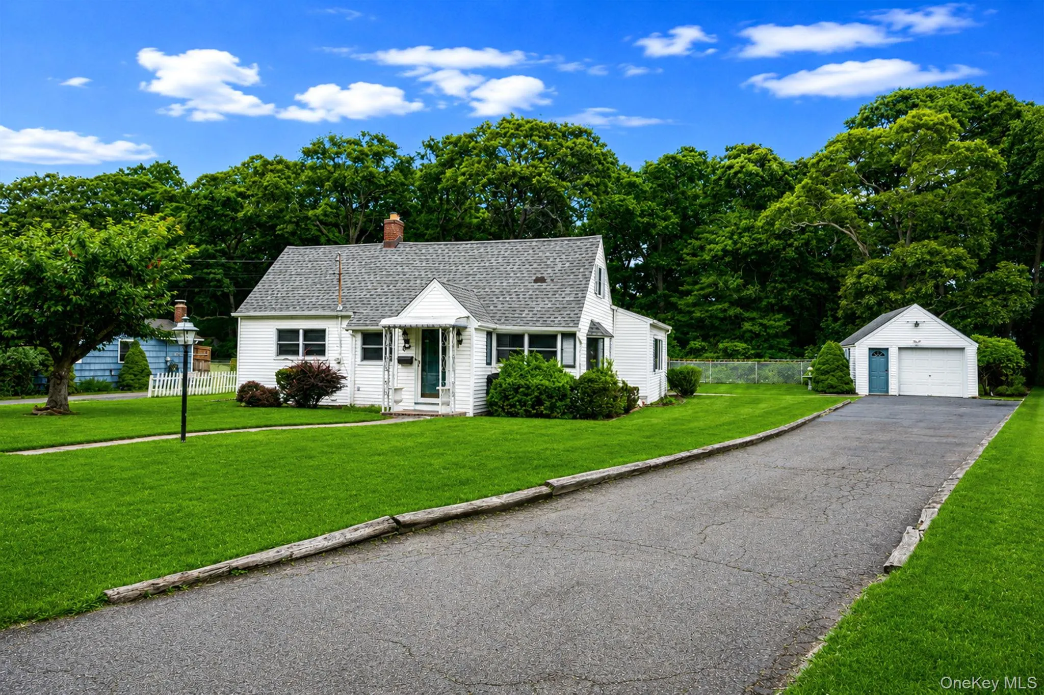 1 Jackwill Road, Brookhaven, NY, 3 Bedrooms Bedrooms, 7 Rooms Rooms,2 BathroomsBathrooms,Residential,For Rent,Jackwill,0,1047892 1 Jackwill Road, Brookhaven, NY, 3 Bedrooms Bedrooms, 7 Rooms Rooms,2 BathroomsBathrooms,Residential,For Rent,Jackwill,0,1047892