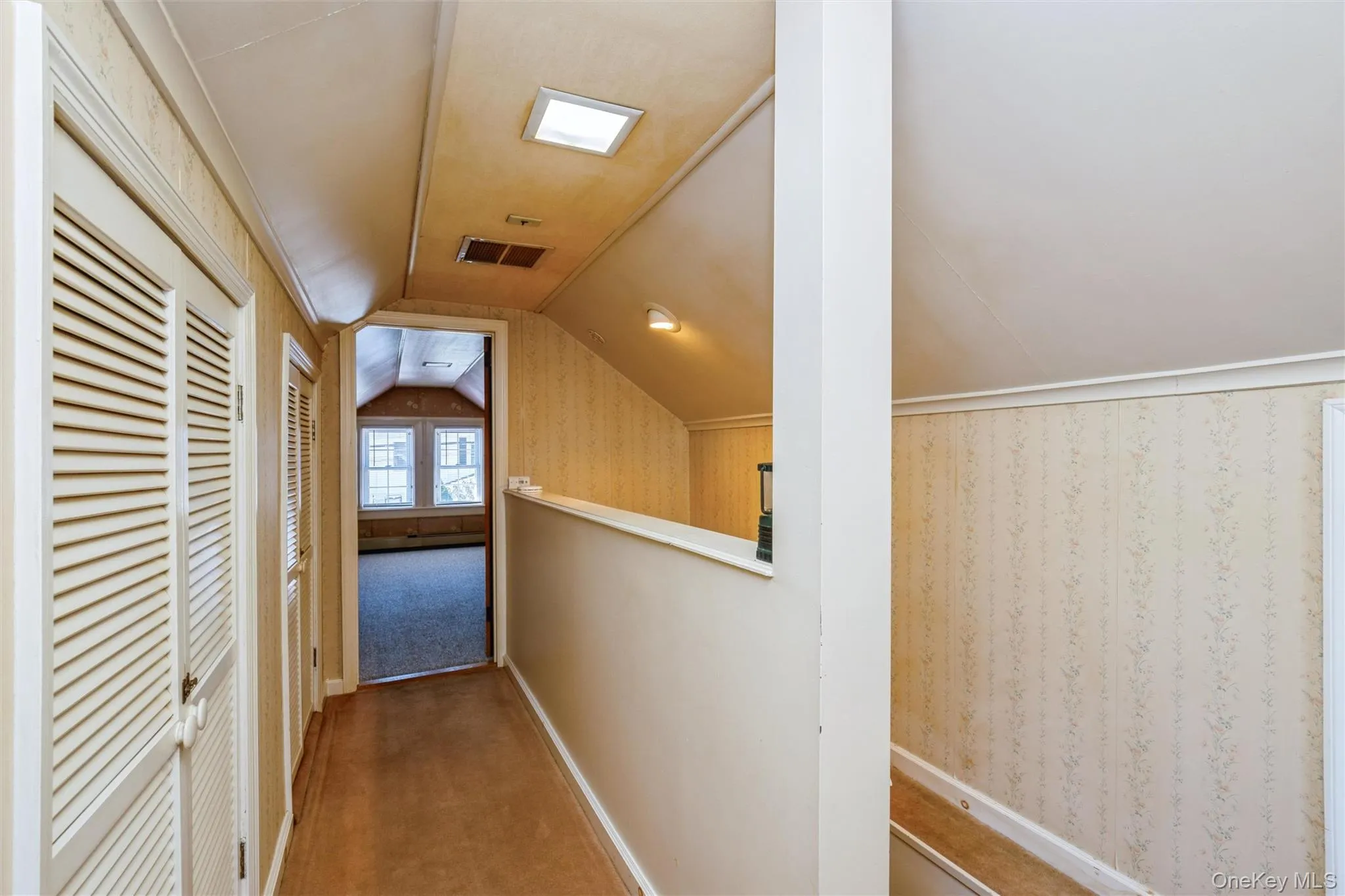 Upstairs extra room Upstairs extra room