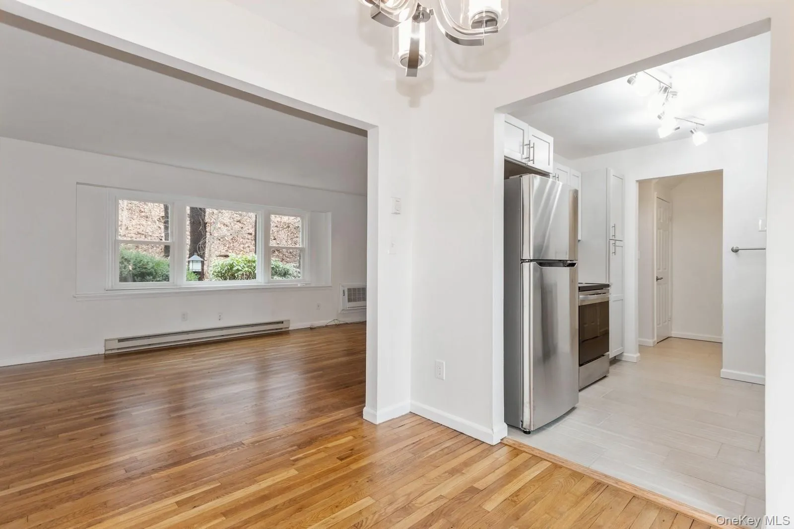 129 Harris Road, Bedford, NY, 2 Bedrooms Bedrooms, 8 Rooms Rooms,1 BathroomBathrooms,Residential Lease,For Rent,Harris,0,1047894 129 Harris Road, Bedford, NY, 2 Bedrooms Bedrooms, 8 Rooms Rooms,1 BathroomBathrooms,Residential Lease,For Rent,Harris,0,1047894