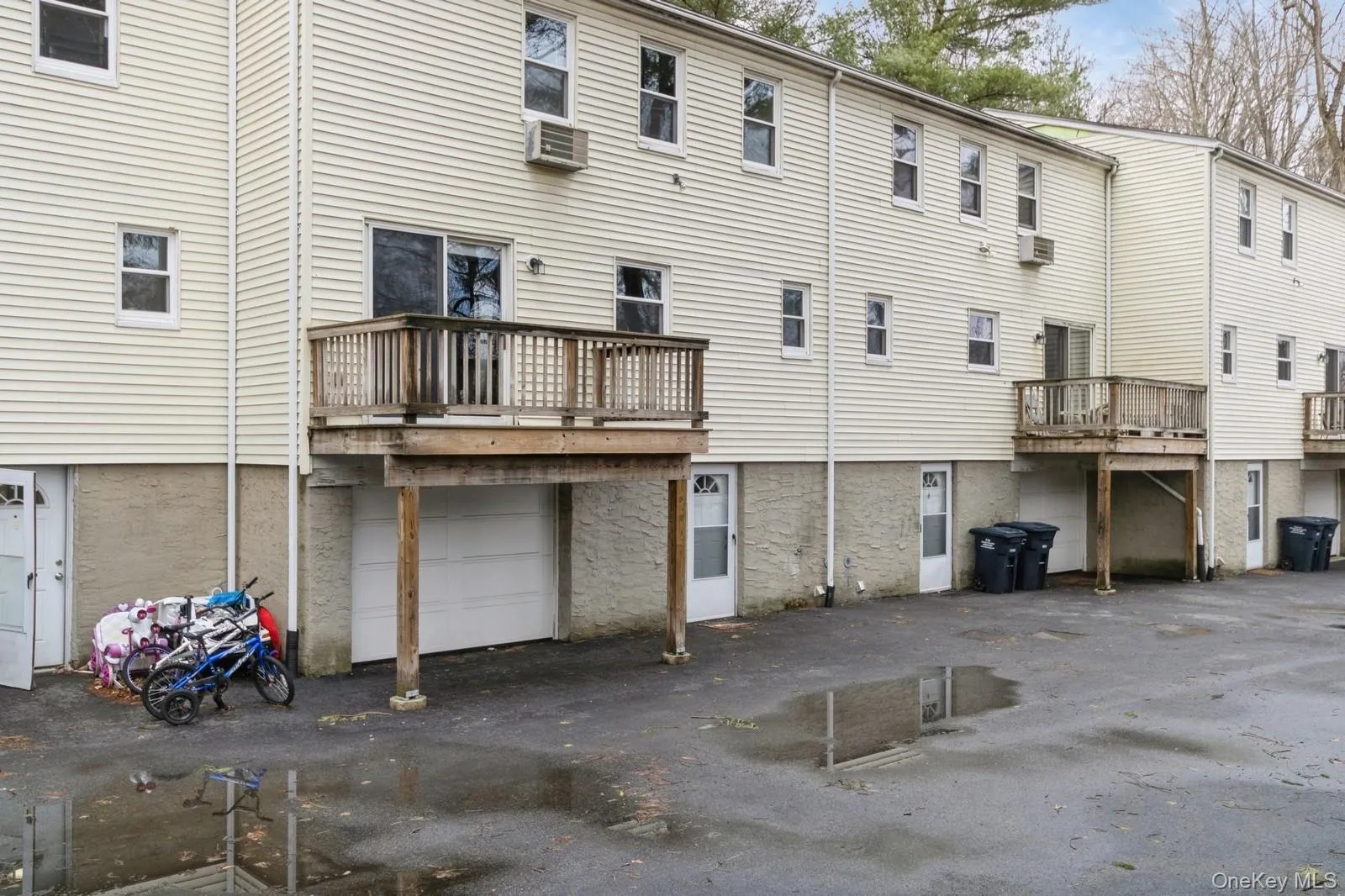 129 Harris Road, Bedford, NY, 2 Bedrooms Bedrooms, 8 Rooms Rooms,1 BathroomBathrooms,Residential Lease,For Rent,Harris,0,1047894 129 Harris Road, Bedford, NY, 2 Bedrooms Bedrooms, 8 Rooms Rooms,1 BathroomBathrooms,Residential Lease,For Rent,Harris,0,1047894