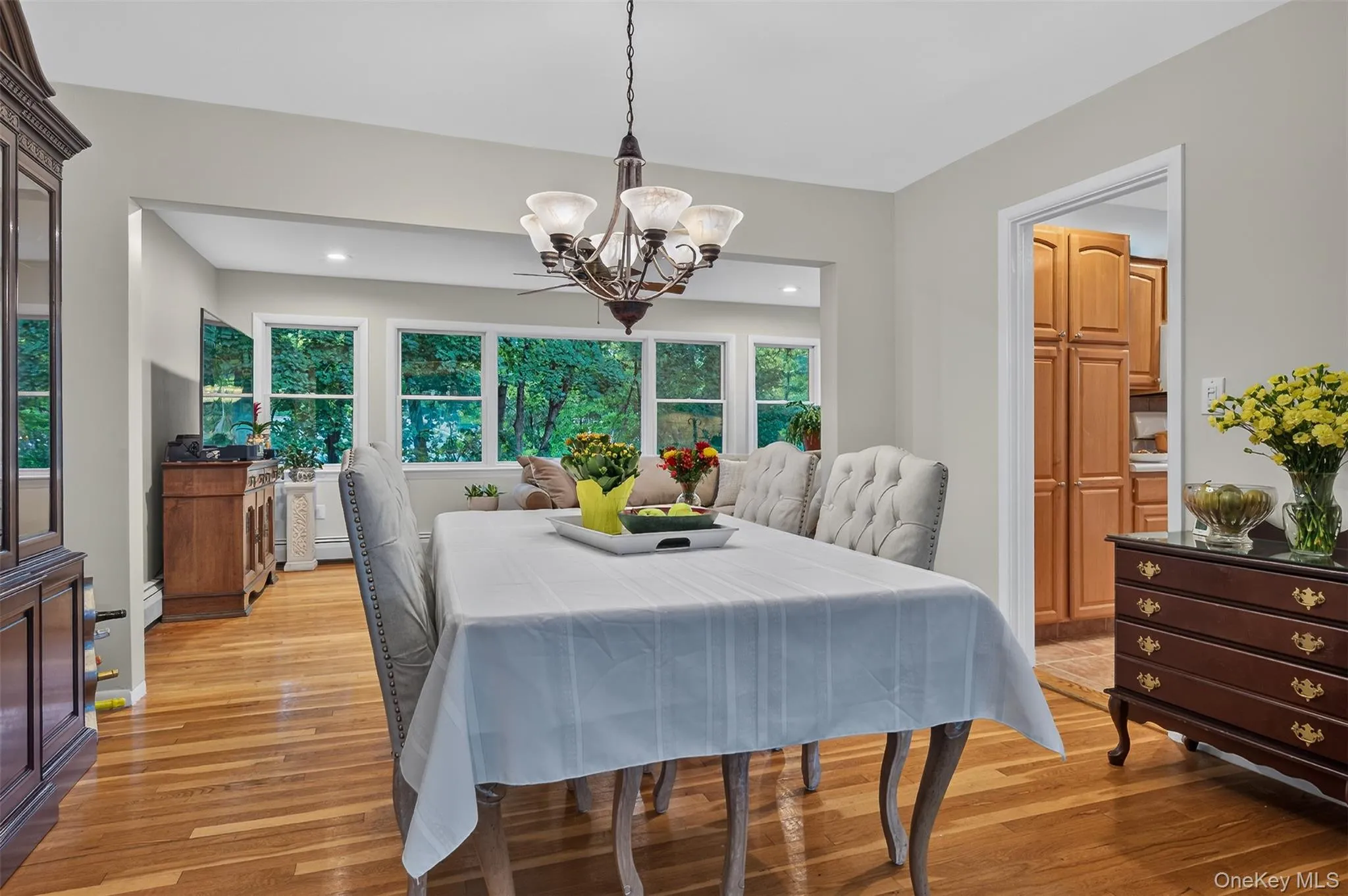 27 Anpell Drive, Scarsdale, NY, 3 Bedrooms Bedrooms, 8 Rooms Rooms,2 BathroomsBathrooms,Residential,For Rent,Anpell,0,1047895 27 Anpell Drive, Scarsdale, NY, 3 Bedrooms Bedrooms, 8 Rooms Rooms,2 BathroomsBathrooms,Residential,For Rent,Anpell,0,1047895