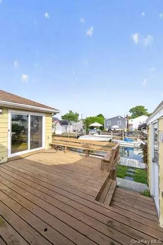 84 Lido Promenade, Babylon, NY, 3 Bedrooms Bedrooms, 7 Rooms Rooms,1 BathroomBathrooms,Residential,For Rent,Lido Promenade,0,1047898 84 Lido Promenade, Babylon, NY, 3 Bedrooms Bedrooms, 7 Rooms Rooms,1 BathroomBathrooms,Residential,For Rent,Lido Promenade,0,1047898