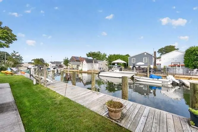84 Lido Promenade, Babylon, NY, 3 Bedrooms Bedrooms, 7 Rooms Rooms,1 BathroomBathrooms,Residential,For Rent,Lido Promenade,0,1047898 84 Lido Promenade, Babylon, NY, 3 Bedrooms Bedrooms, 7 Rooms Rooms,1 BathroomBathrooms,Residential,For Rent,Lido Promenade,0,1047898