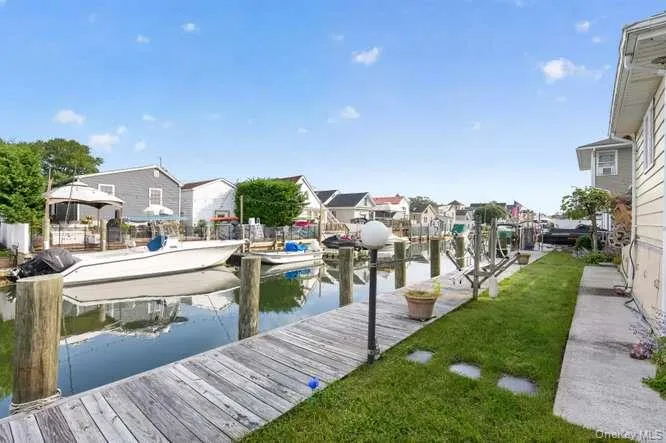 84 Lido Promenade, Babylon, NY, 3 Bedrooms Bedrooms, 7 Rooms Rooms,1 BathroomBathrooms,Residential,For Rent,Lido Promenade,0,1047898 84 Lido Promenade, Babylon, NY, 3 Bedrooms Bedrooms, 7 Rooms Rooms,1 BathroomBathrooms,Residential,For Rent,Lido Promenade,0,1047898