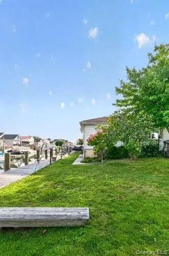 84 Lido Promenade, Babylon, NY, 3 Bedrooms Bedrooms, 7 Rooms Rooms,1 BathroomBathrooms,Residential,For Rent,Lido Promenade,0,1047898 84 Lido Promenade, Babylon, NY, 3 Bedrooms Bedrooms, 7 Rooms Rooms,1 BathroomBathrooms,Residential,For Rent,Lido Promenade,0,1047898