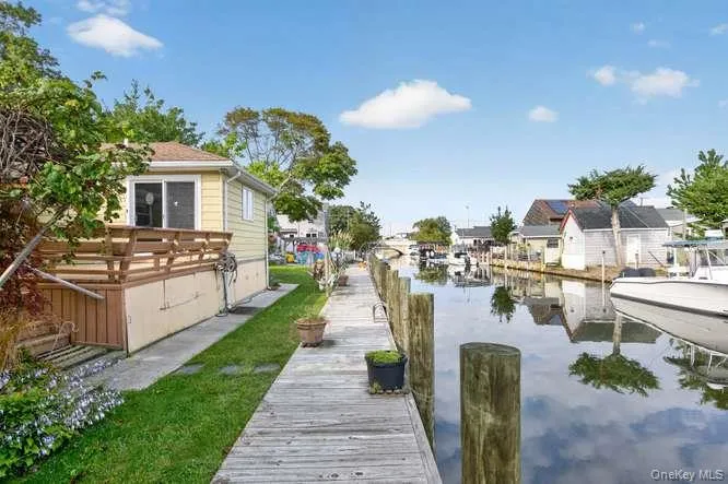 84 Lido Promenade, Babylon, NY, 3 Bedrooms Bedrooms, 7 Rooms Rooms,1 BathroomBathrooms,Residential,For Rent,Lido Promenade,0,1047898 84 Lido Promenade, Babylon, NY, 3 Bedrooms Bedrooms, 7 Rooms Rooms,1 BathroomBathrooms,Residential,For Rent,Lido Promenade,0,1047898
