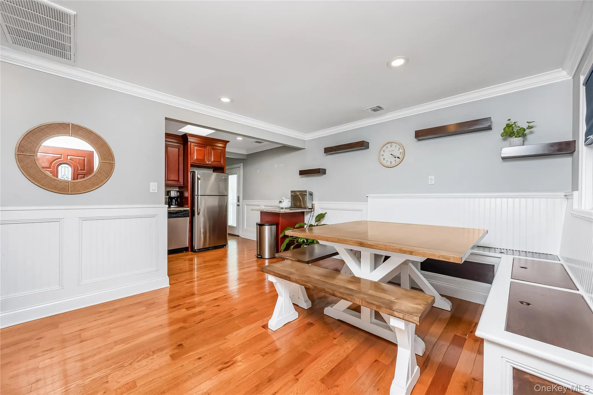 28 Academy Lane, Islip, NY, 2 Bedrooms Bedrooms, 5 Rooms Rooms,2 BathroomsBathrooms,Residential,For Rent,Academy,0,1047899 28 Academy Lane, Islip, NY, 2 Bedrooms Bedrooms, 5 Rooms Rooms,2 BathroomsBathrooms,Residential,For Rent,Academy,0,1047899