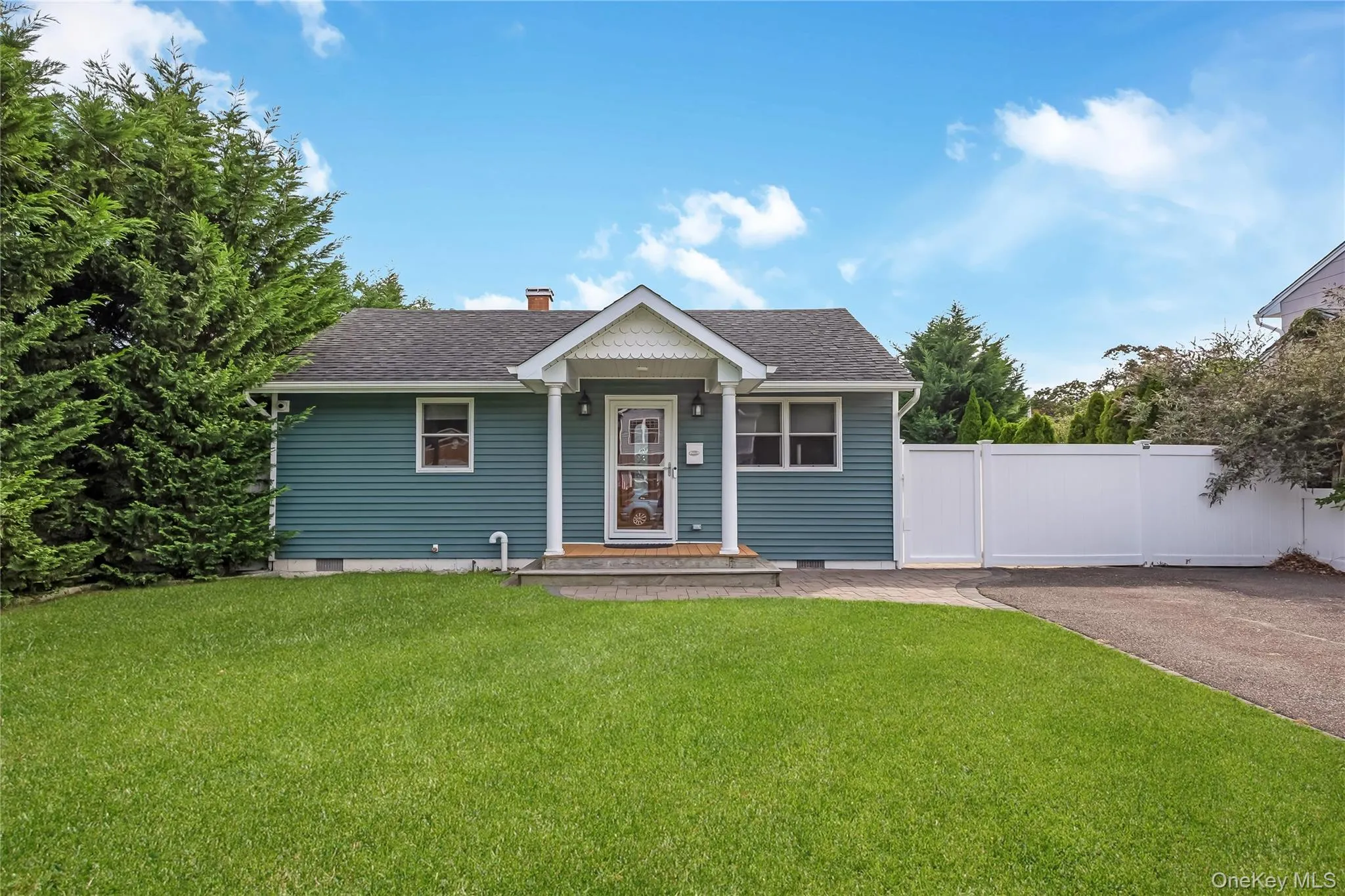 28 Academy Lane, Islip, NY, 2 Bedrooms Bedrooms, 5 Rooms Rooms,2 BathroomsBathrooms,Residential,For Rent,Academy,0,1047899 28 Academy Lane, Islip, NY, 2 Bedrooms Bedrooms, 5 Rooms Rooms,2 BathroomsBathrooms,Residential,For Rent,Academy,0,1047899