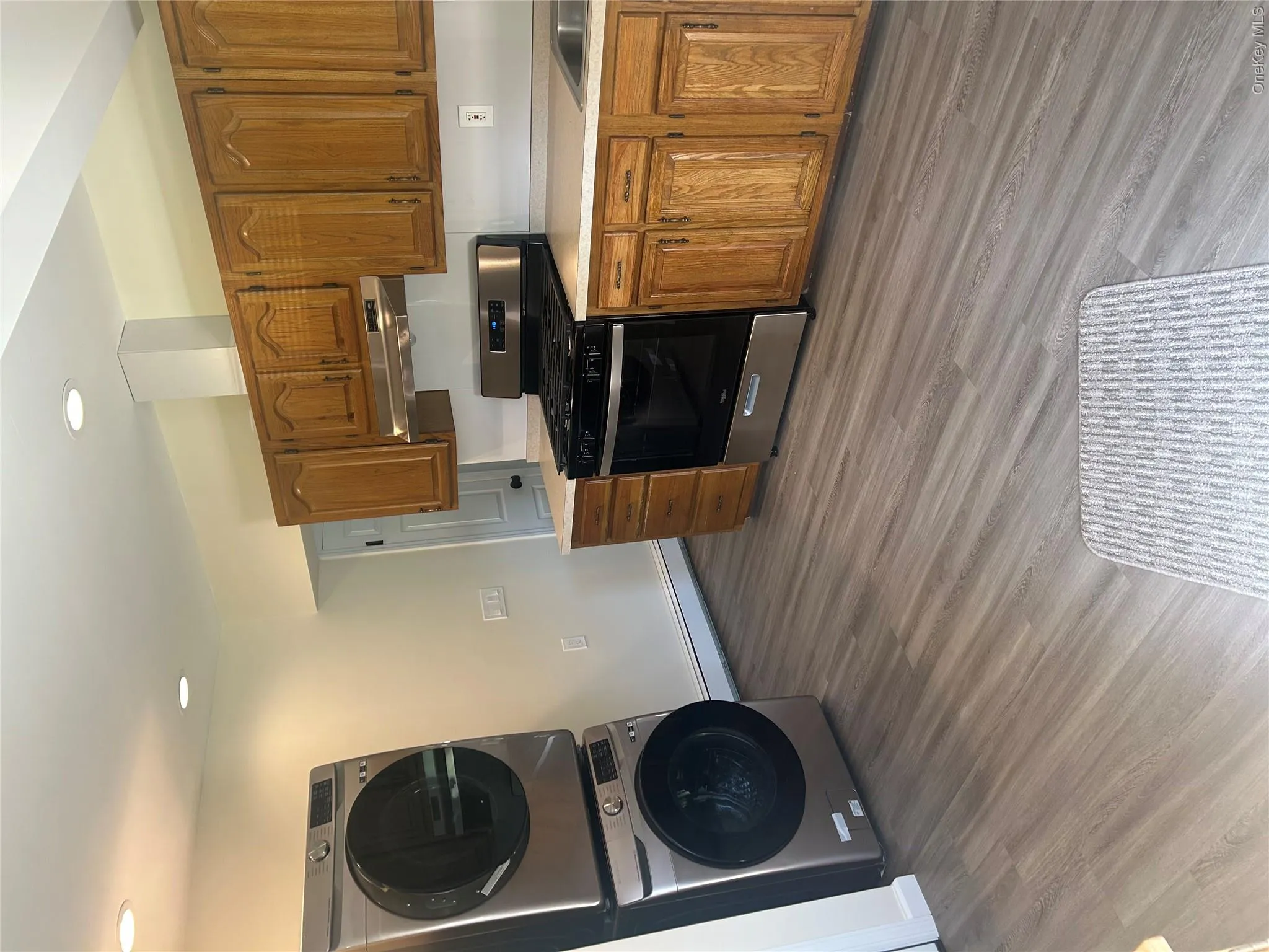 50 Willow Lane, Babylon, NY, 1 Bedroom Bedrooms, 3 Rooms Rooms,1 BathroomBathrooms,Residential Lease,For Rent,Willow,0,1047903 50 Willow Lane, Babylon, NY, 1 Bedroom Bedrooms, 3 Rooms Rooms,1 BathroomBathrooms,Residential Lease,For Rent,Willow,0,1047903