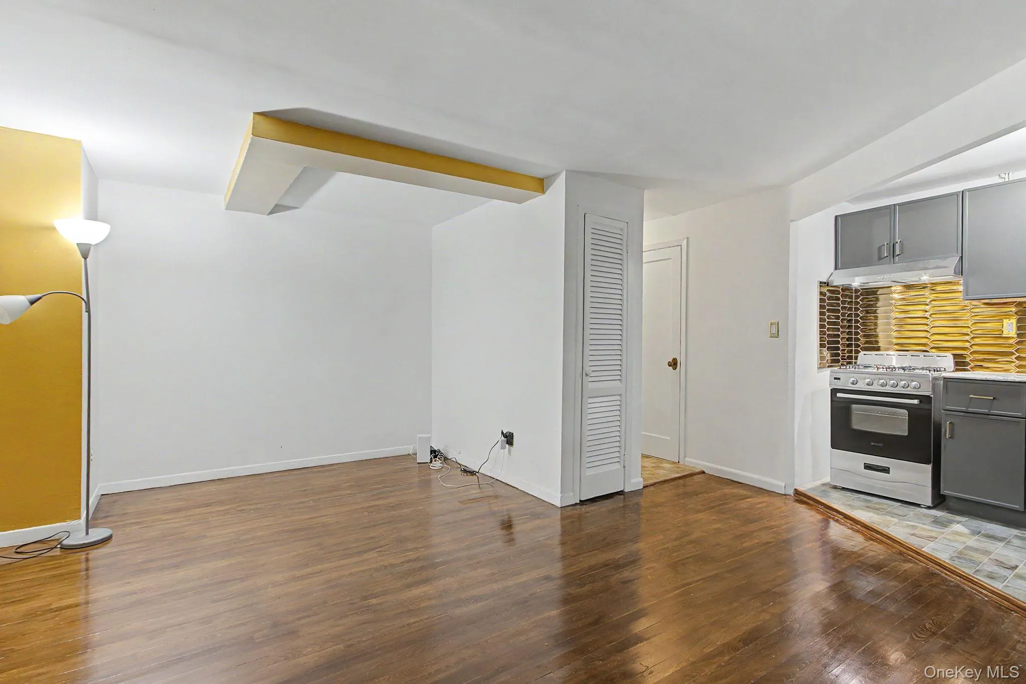 270 Bronxville Road, Yonkers, NY, 2 Rooms Rooms,1 BathroomBathrooms,Residential,For Rent,Bronxville,0,1047905 270 Bronxville Road, Yonkers, NY, 2 Rooms Rooms,1 BathroomBathrooms,Residential,For Rent,Bronxville,0,1047905