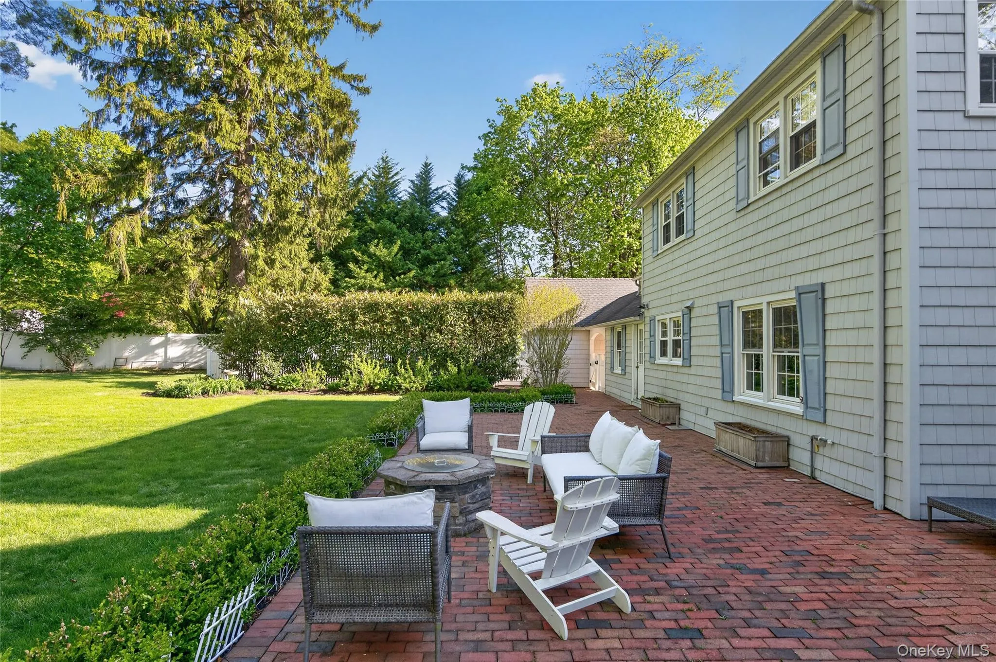 21 Weir Lane, Oyster Bay, NY, 4 Bedrooms Bedrooms, 9 Rooms Rooms,3 BathroomsBathrooms,Residential,For Rent,Weir,0,1047907 21 Weir Lane, Oyster Bay, NY, 4 Bedrooms Bedrooms, 9 Rooms Rooms,3 BathroomsBathrooms,Residential,For Rent,Weir,0,1047907