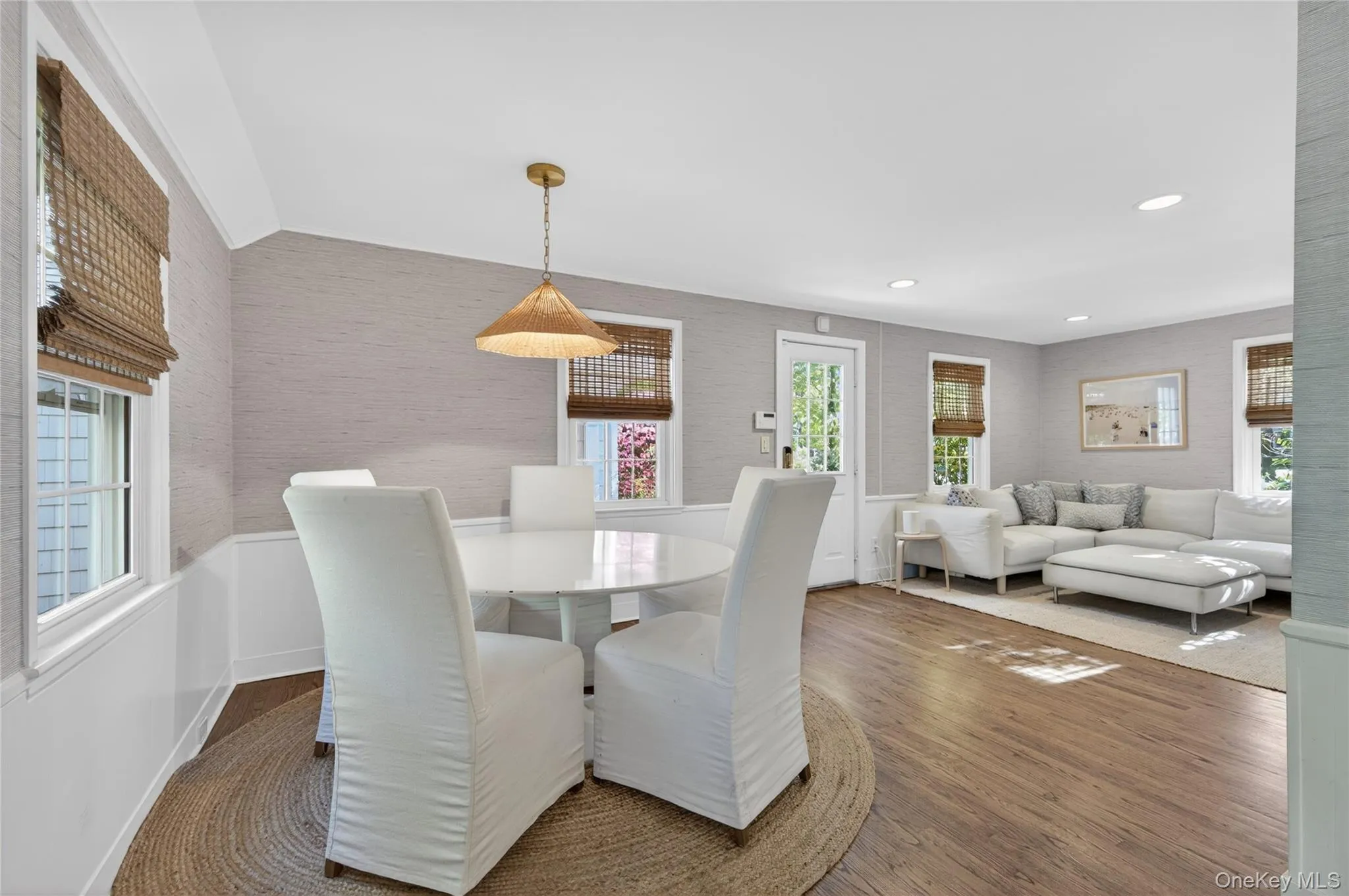 21 Weir Lane, Oyster Bay, NY, 4 Bedrooms Bedrooms, 9 Rooms Rooms,3 BathroomsBathrooms,Residential,For Rent,Weir,0,1047907 21 Weir Lane, Oyster Bay, NY, 4 Bedrooms Bedrooms, 9 Rooms Rooms,3 BathroomsBathrooms,Residential,For Rent,Weir,0,1047907