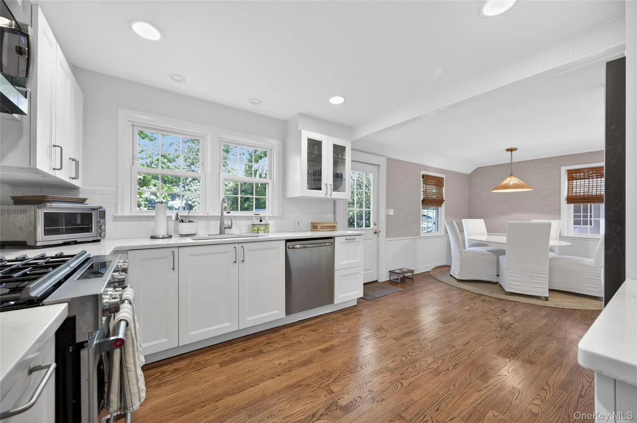 21 Weir Lane, Oyster Bay, NY, 4 Bedrooms Bedrooms, 9 Rooms Rooms,3 BathroomsBathrooms,Residential,For Rent,Weir,0,1047907 21 Weir Lane, Oyster Bay, NY, 4 Bedrooms Bedrooms, 9 Rooms Rooms,3 BathroomsBathrooms,Residential,For Rent,Weir,0,1047907