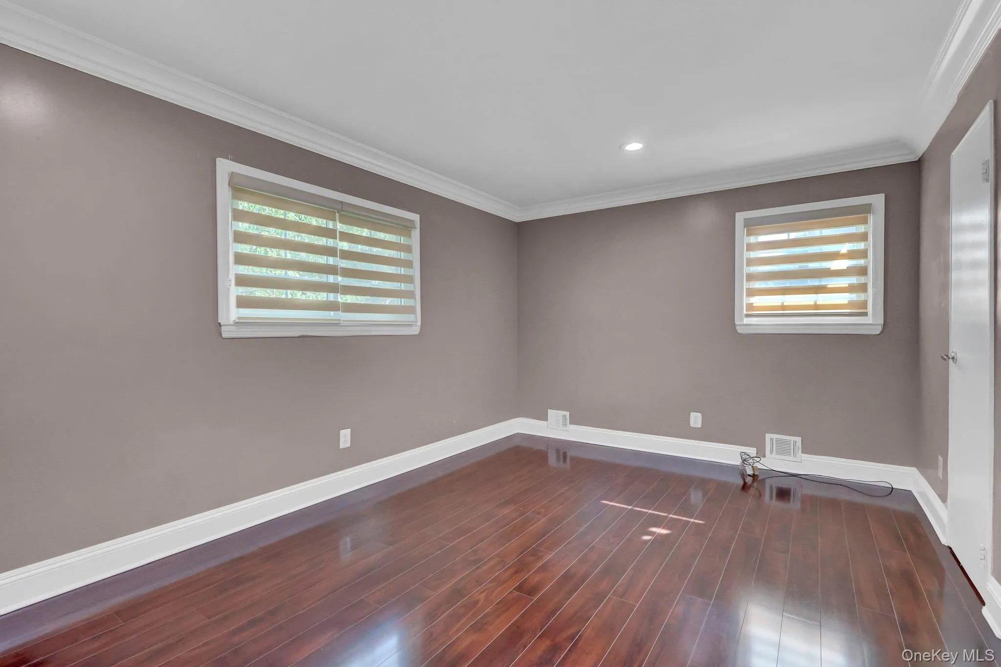 3 Daniel Drive, Oyster Bay, NY, 3 Bedrooms Bedrooms, 7 Rooms Rooms,2 BathroomsBathrooms,Residential,For Rent,Daniel,0,1047910 3 Daniel Drive, Oyster Bay, NY, 3 Bedrooms Bedrooms, 7 Rooms Rooms,2 BathroomsBathrooms,Residential,For Rent,Daniel,0,1047910