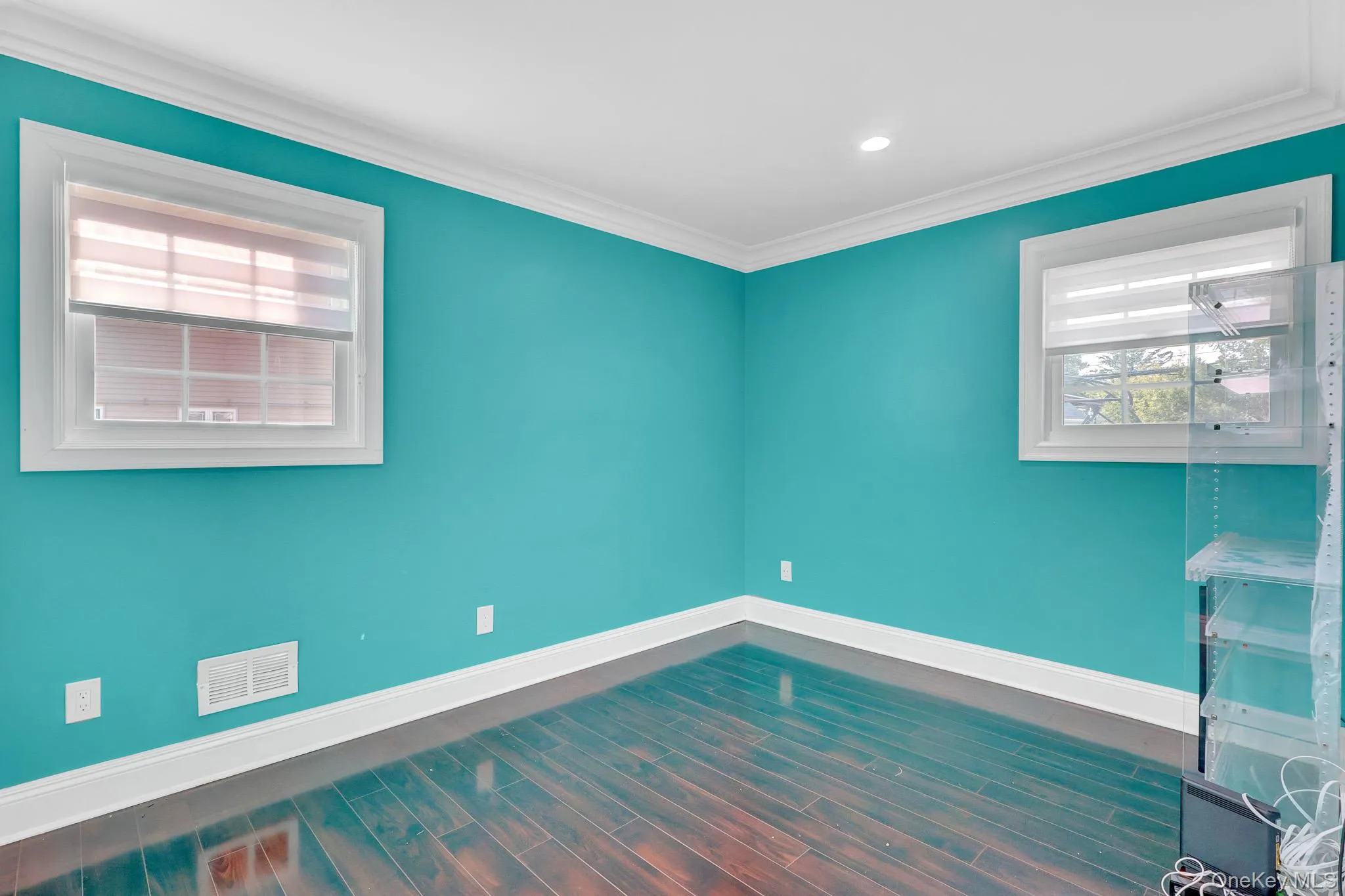 3 Daniel Drive, Oyster Bay, NY, 3 Bedrooms Bedrooms, 7 Rooms Rooms,2 BathroomsBathrooms,Residential,For Rent,Daniel,0,1047910 3 Daniel Drive, Oyster Bay, NY, 3 Bedrooms Bedrooms, 7 Rooms Rooms,2 BathroomsBathrooms,Residential,For Rent,Daniel,0,1047910
